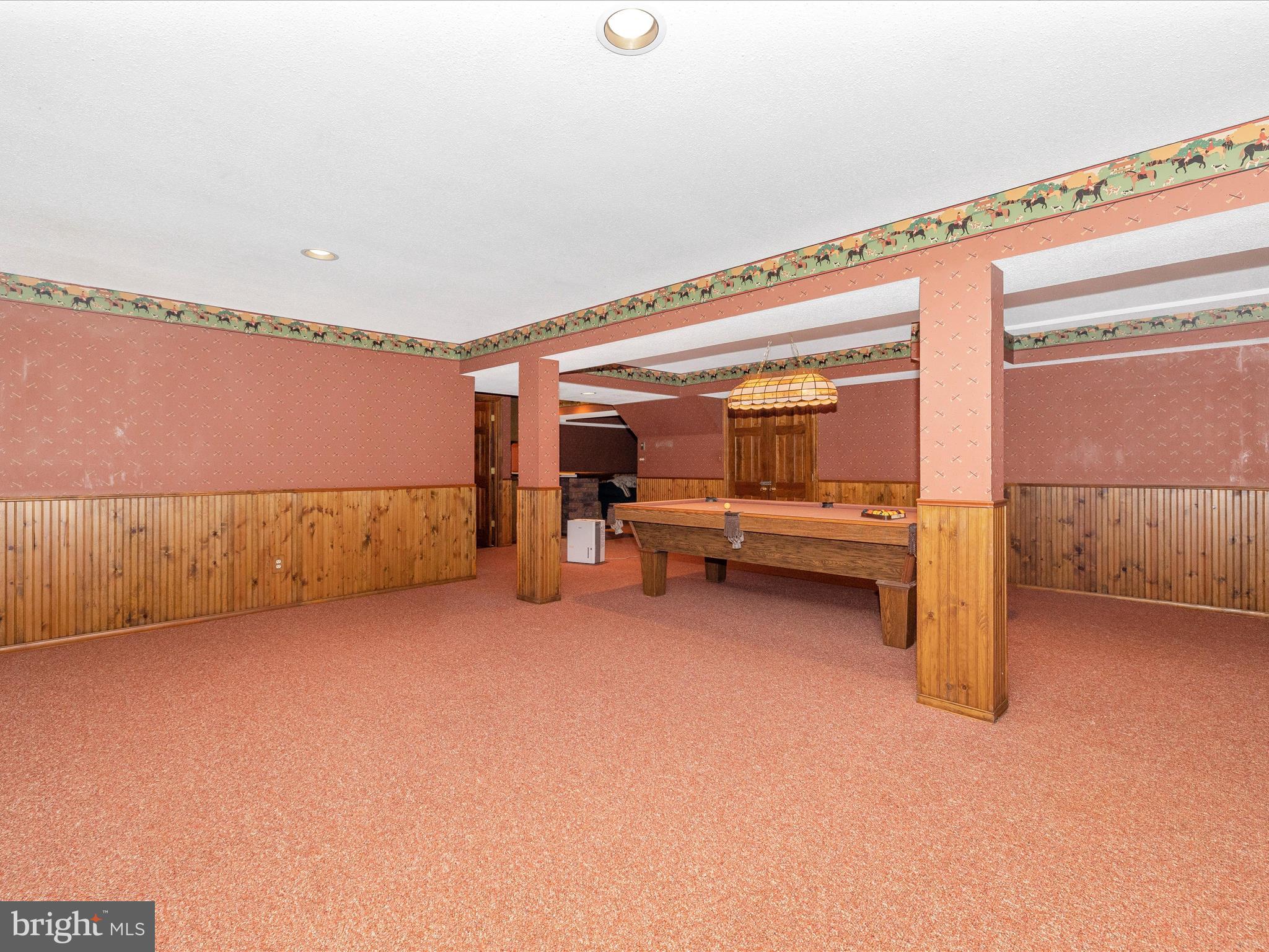 DAMASCUS OUTSIDE - Residential