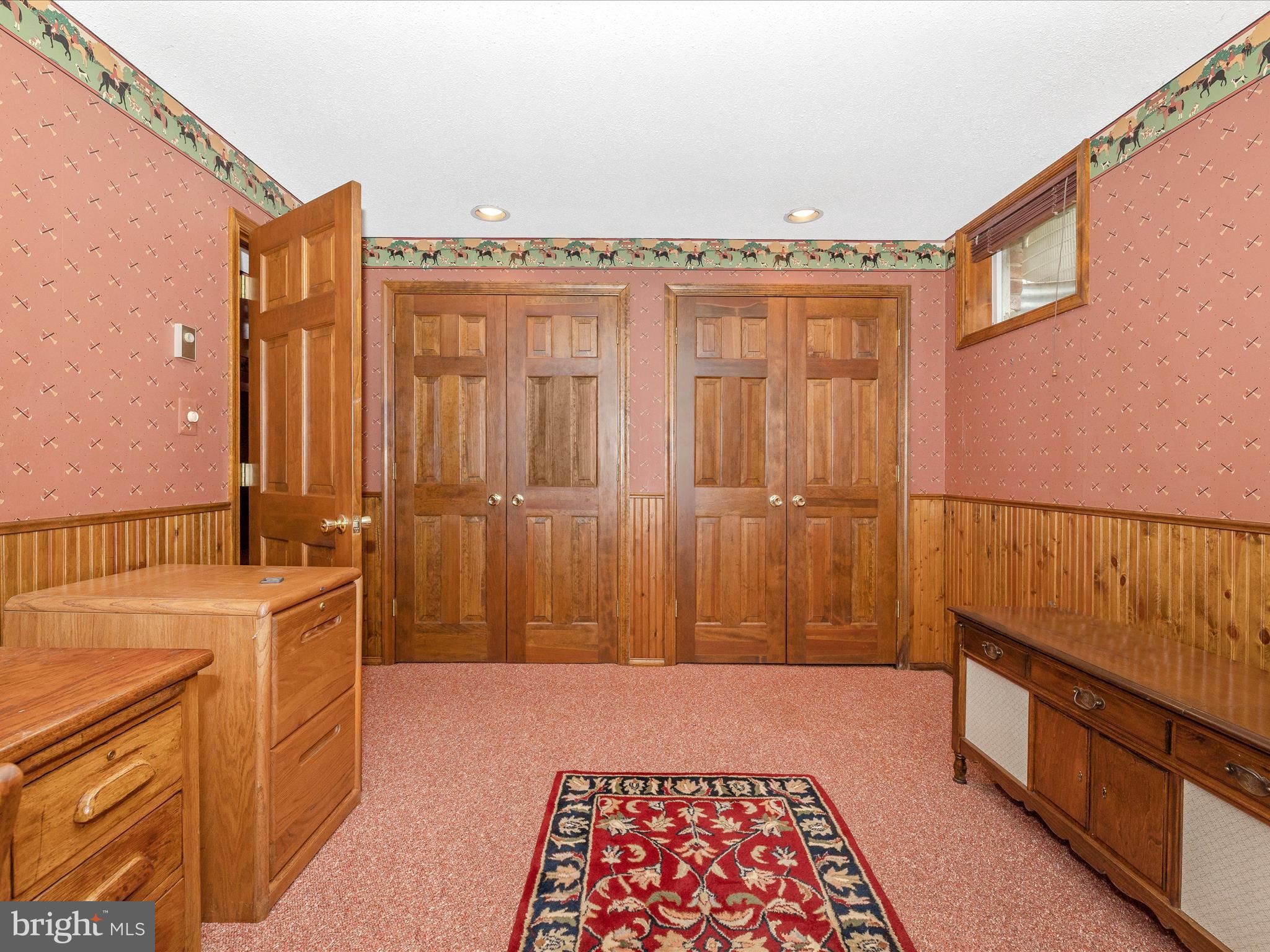 DAMASCUS OUTSIDE - Residential