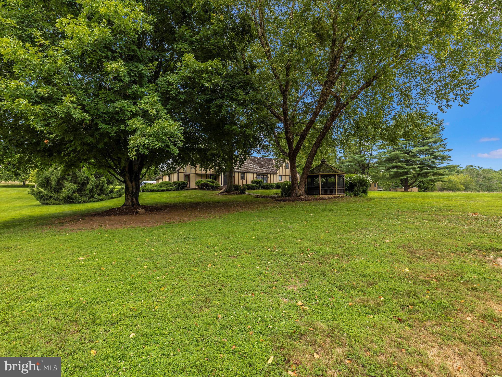 DAMASCUS OUTSIDE - Residential