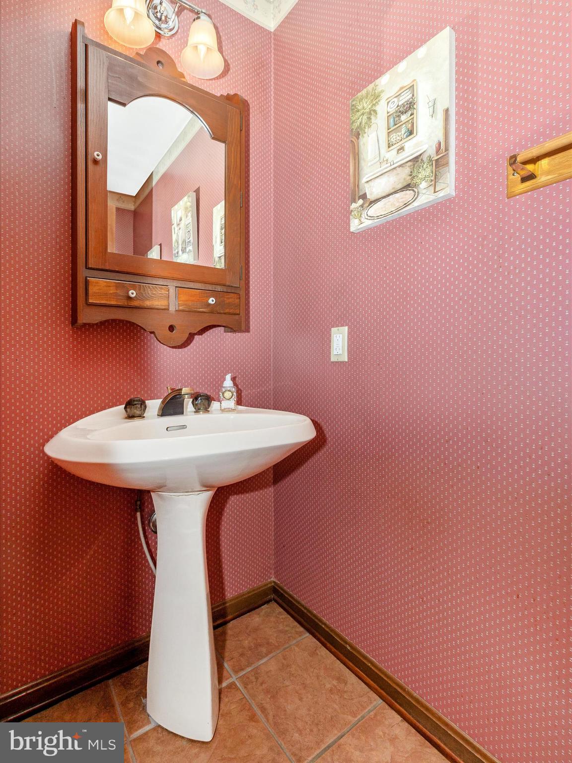 DAMASCUS OUTSIDE - Residential