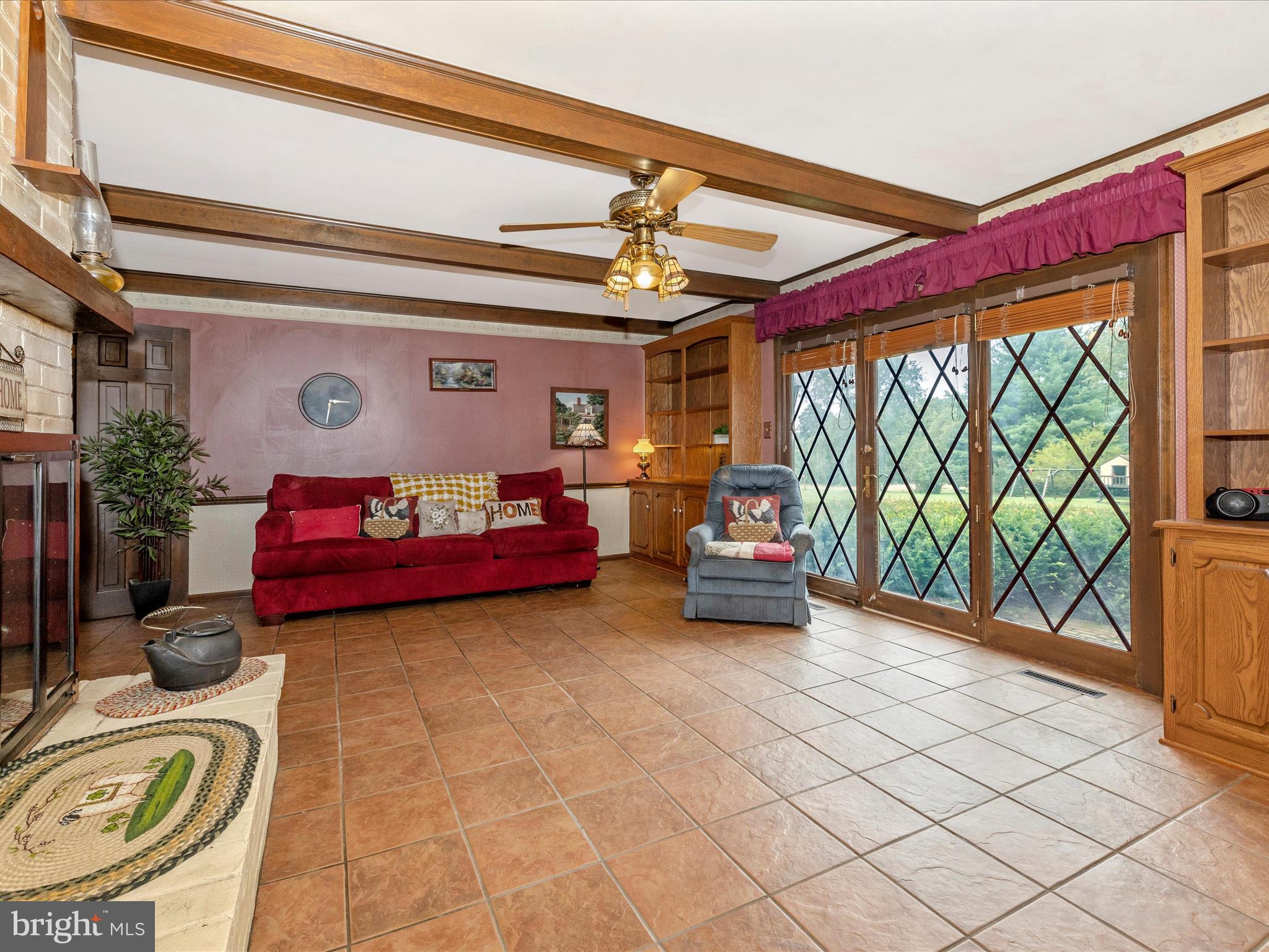 DAMASCUS OUTSIDE - Residential