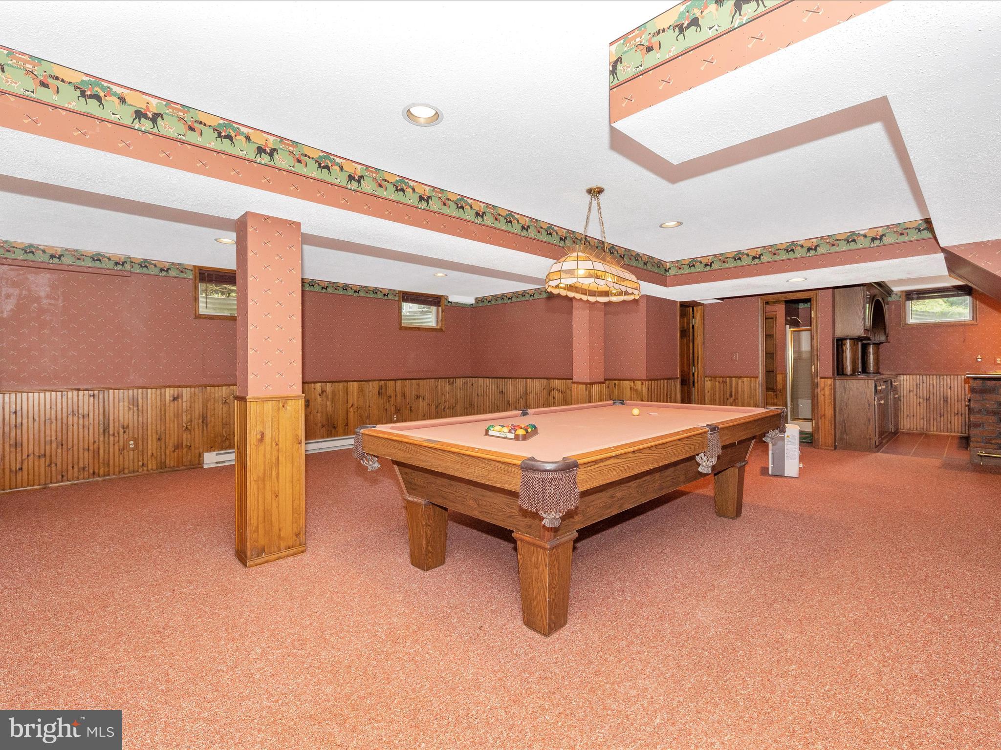 DAMASCUS OUTSIDE - Residential