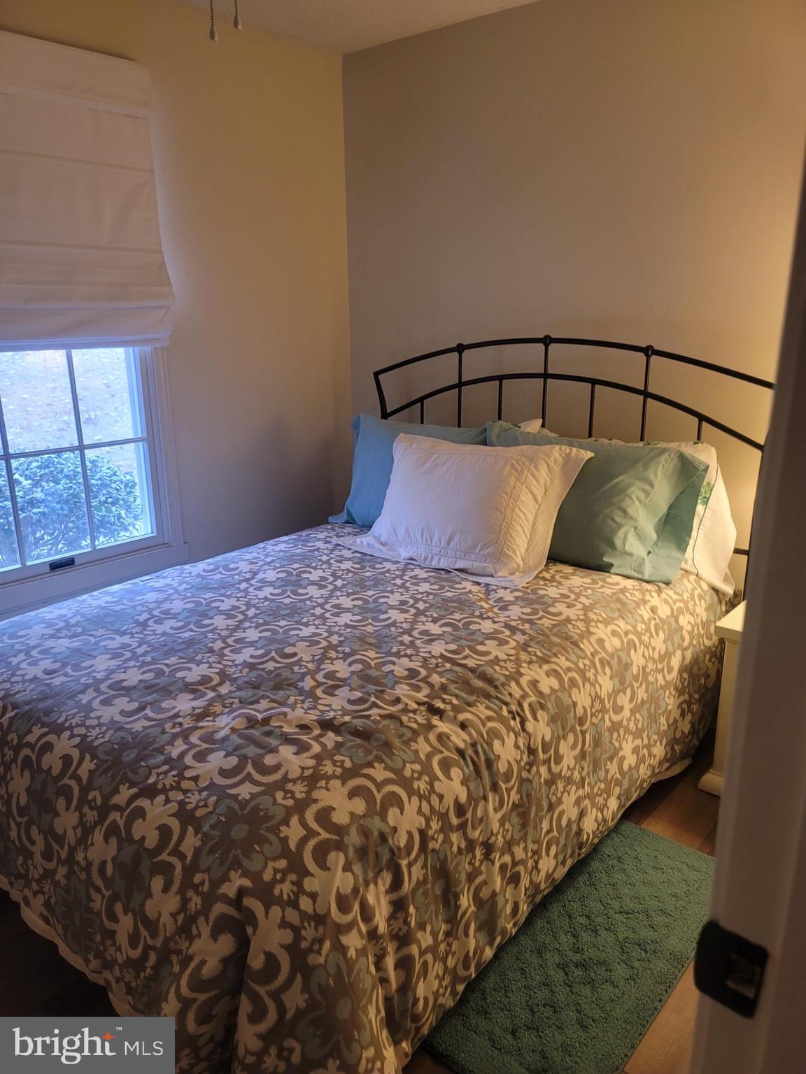 LAKE WILDERNESS - Residential