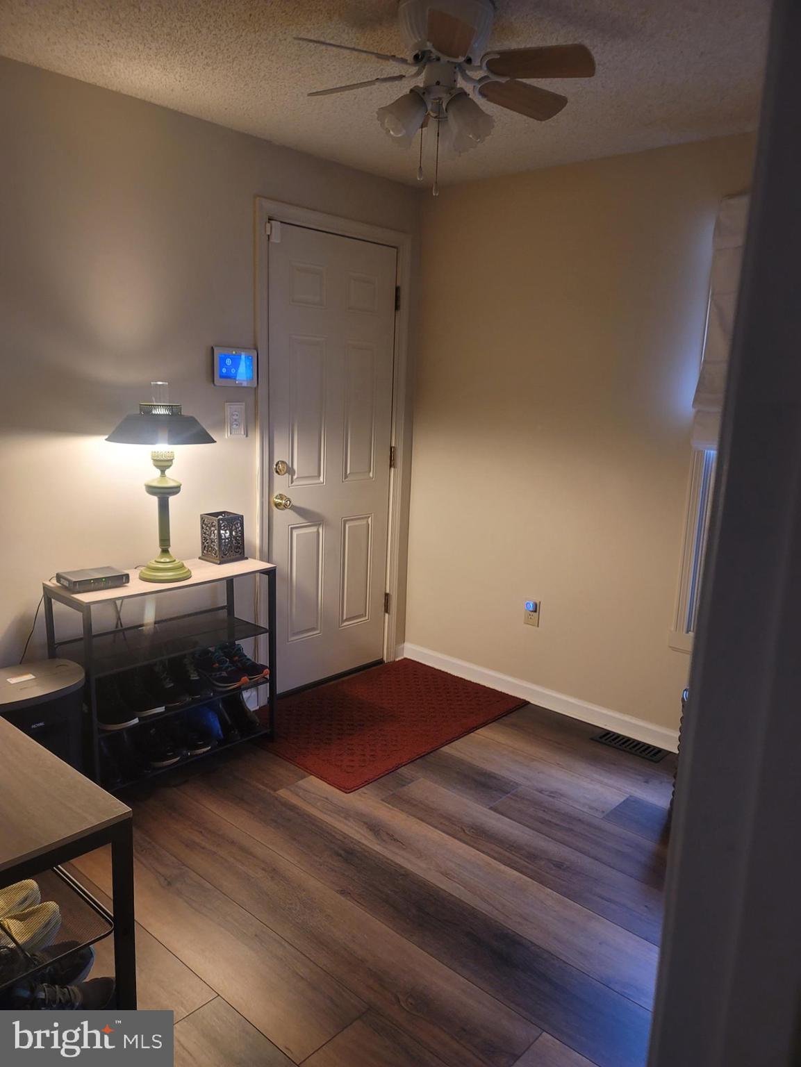 LAKE WILDERNESS - Residential