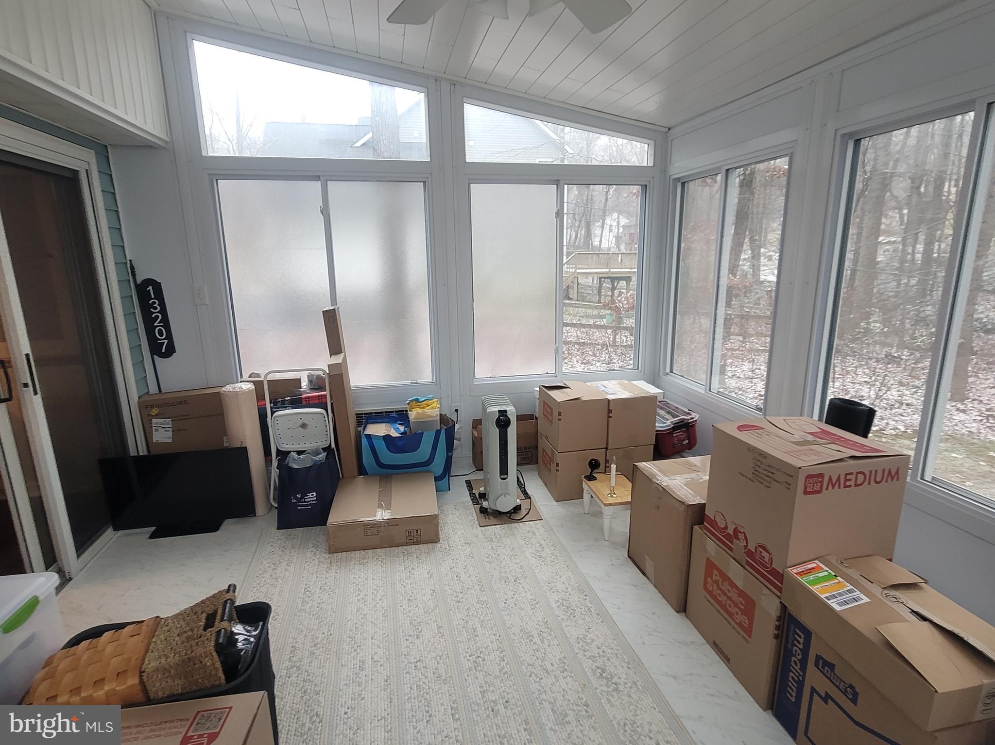 LAKE WILDERNESS - Residential