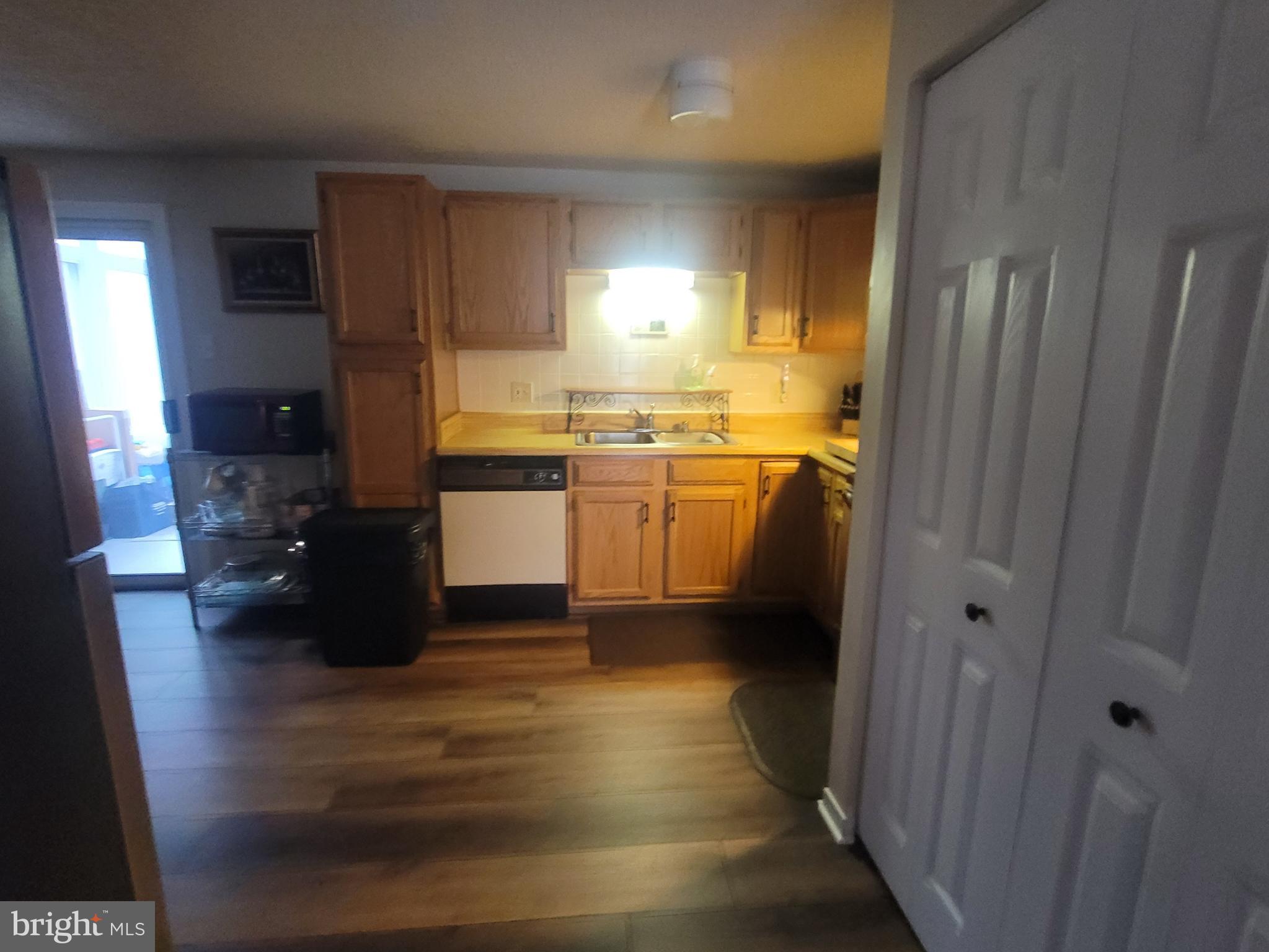 LAKE WILDERNESS - Residential