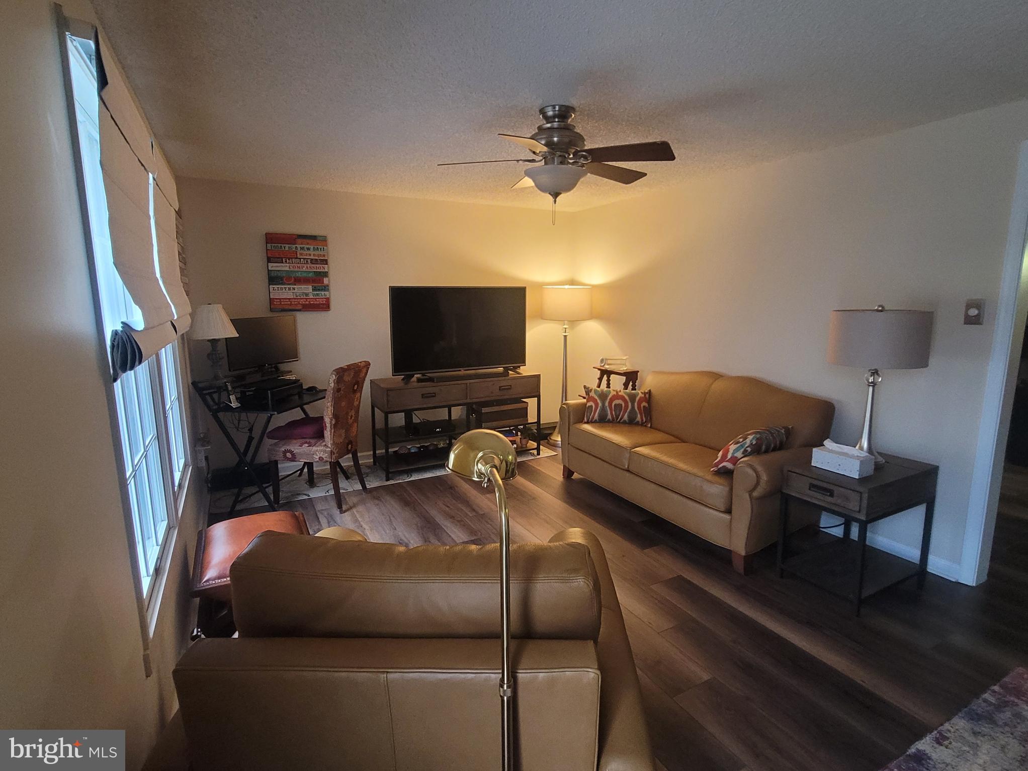 LAKE WILDERNESS - Residential