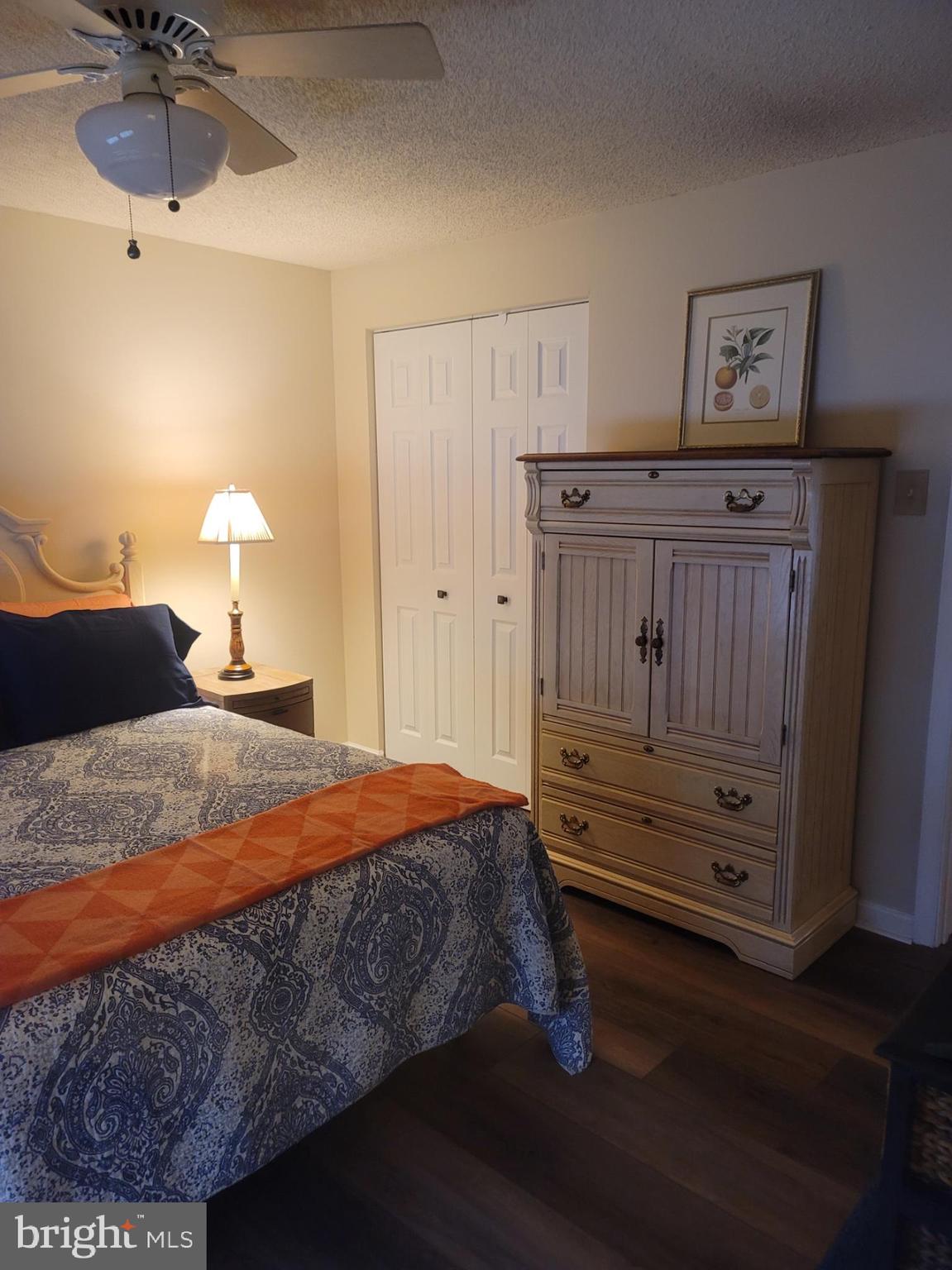 LAKE WILDERNESS - Residential