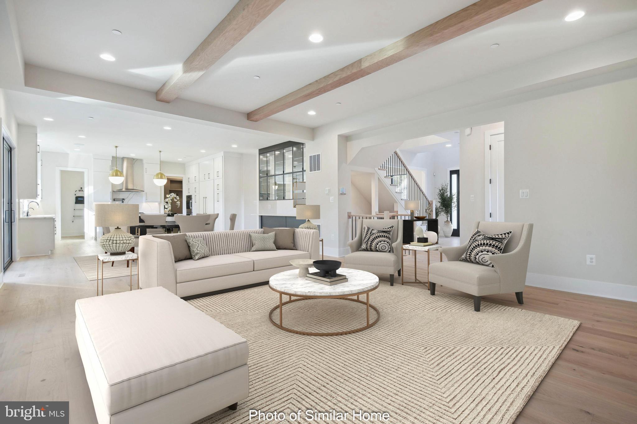 2005 N TAYLOR STREET