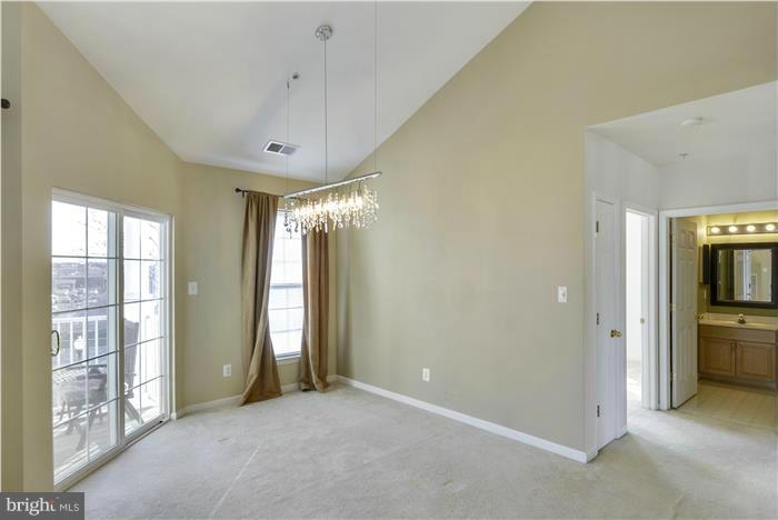 LAKESIDE AT SOUTH RIDING - Residential