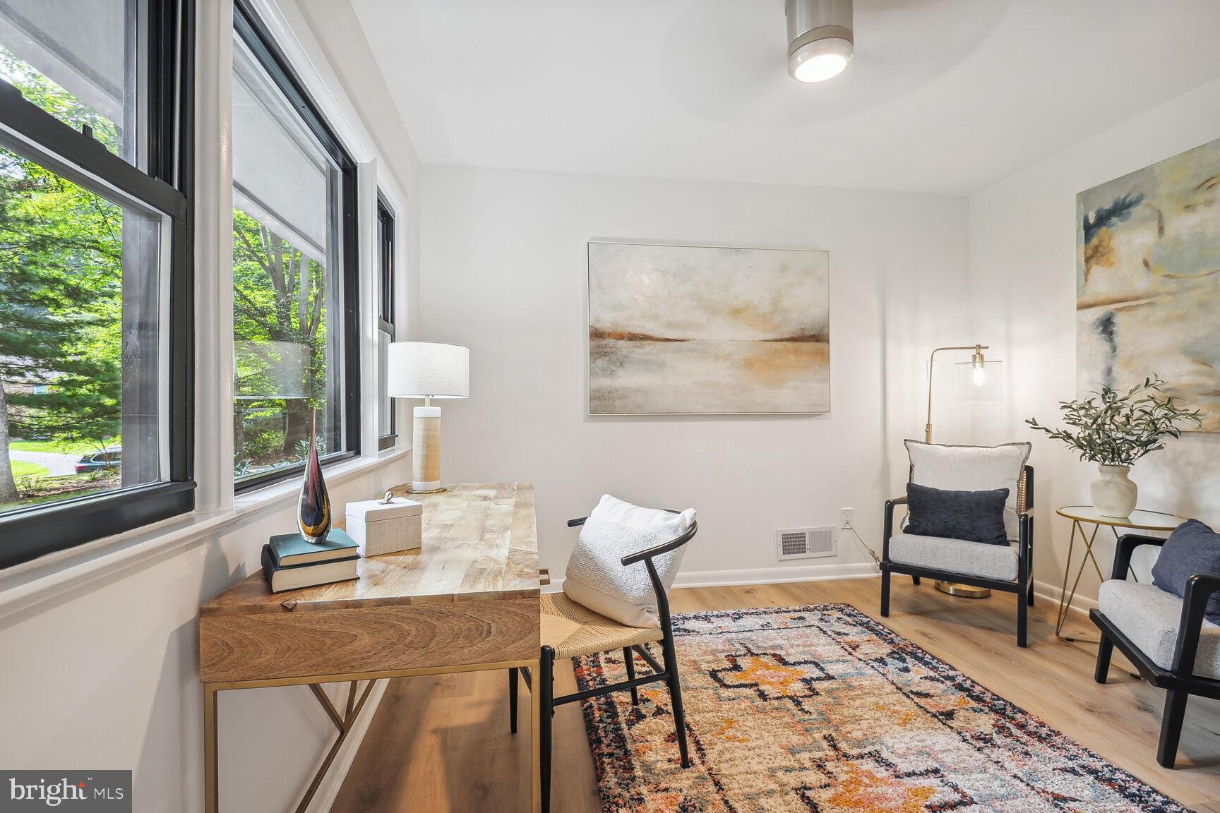 POTOMAC OUTSIDE - Residential