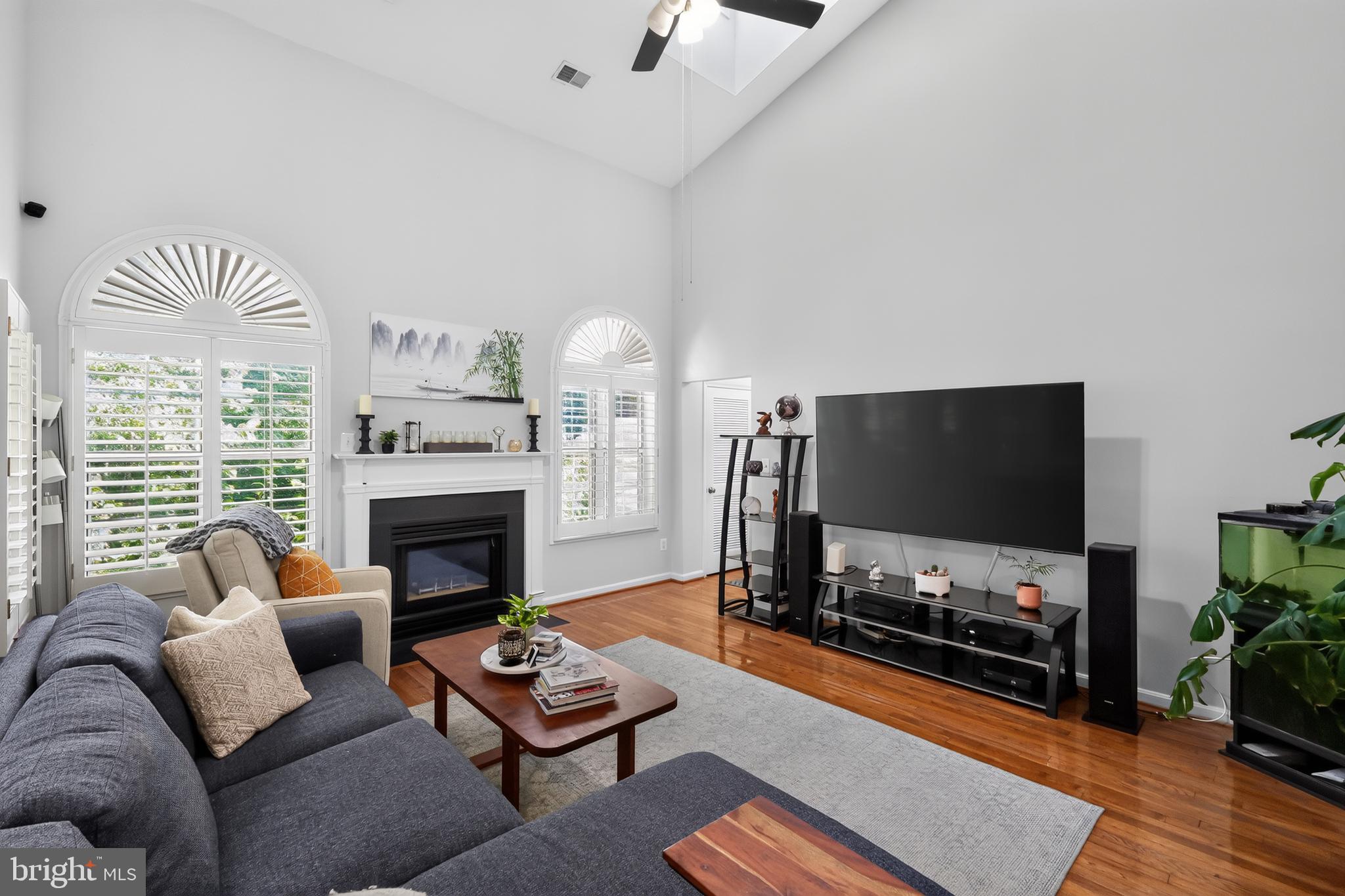 2331 HENSHAW PLACE 301