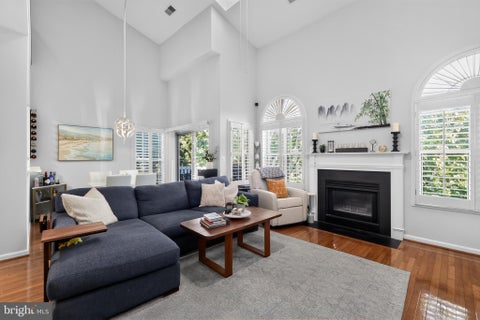 Condo For Sale - 2331 Henshaw Place #301<br/> ALEXANDRIA, VA 22311