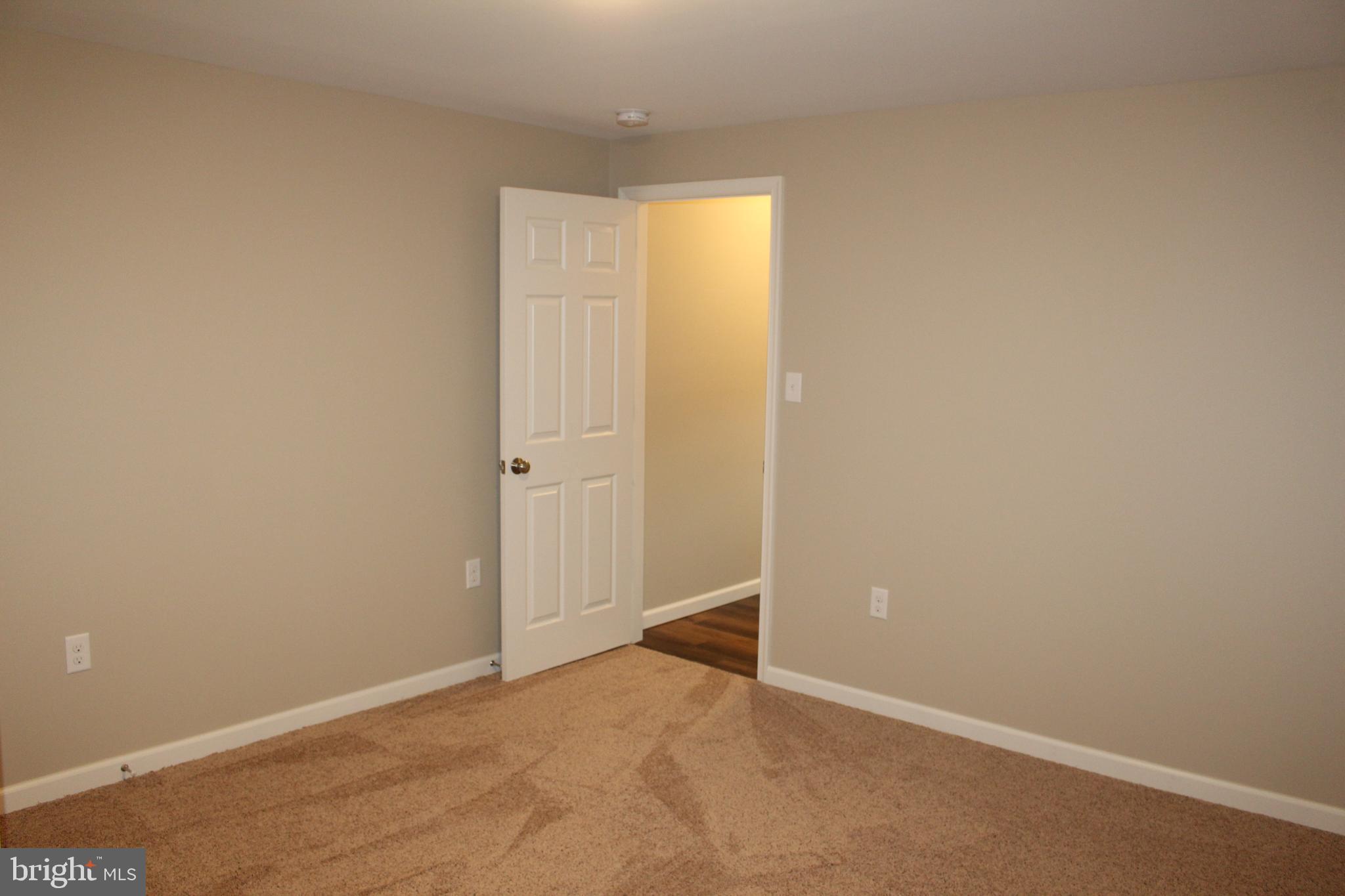 WINDSOR TWP - Residential Lease