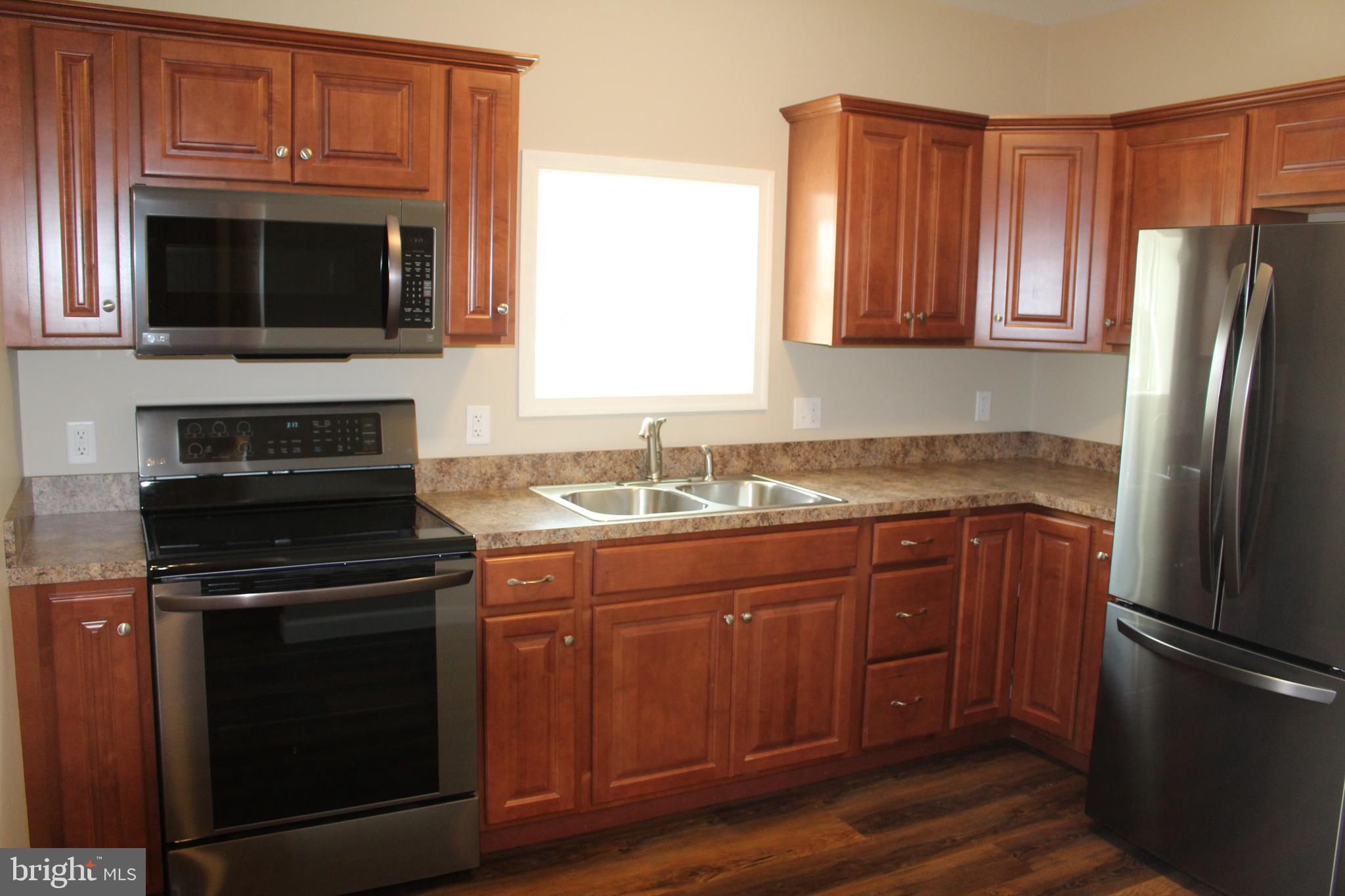 WINDSOR TWP - Residential Lease