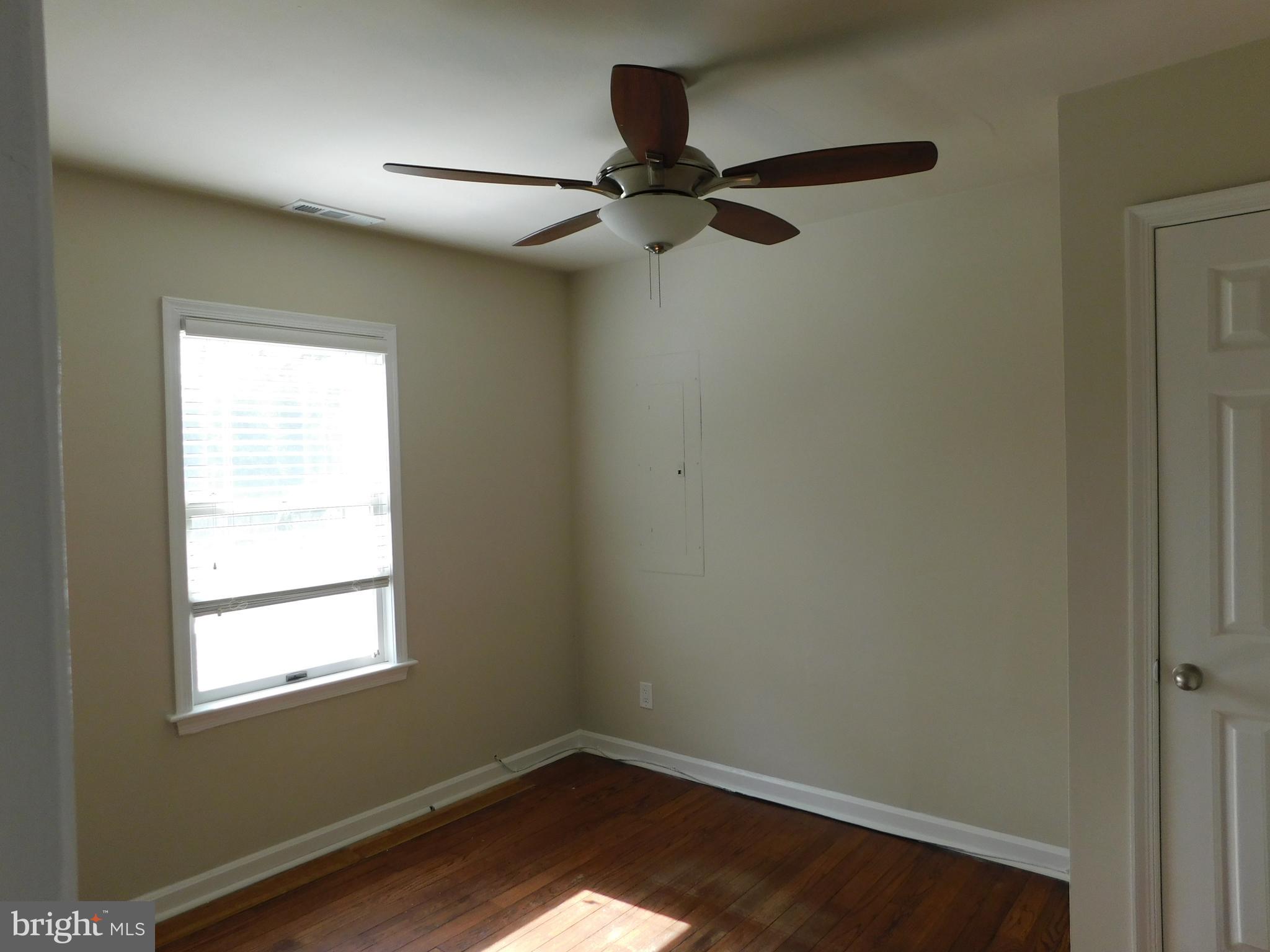 ANNANDALE ACRES - Residential Lease