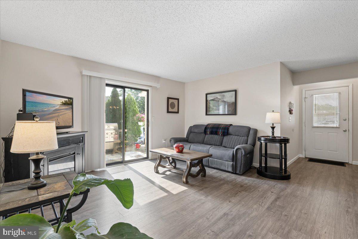 506 VIOLET LANE 506