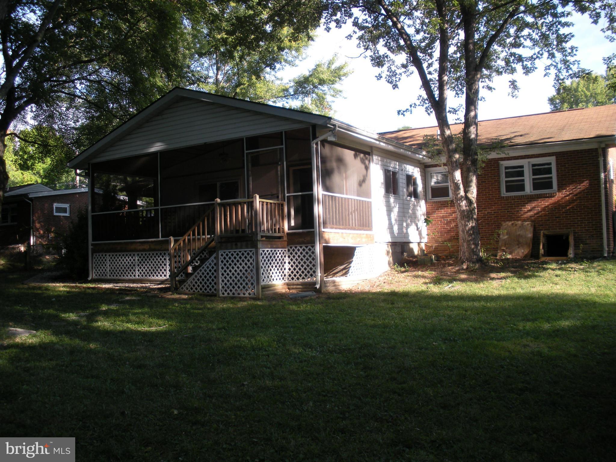 SUNNY VIEW - Residential Lease