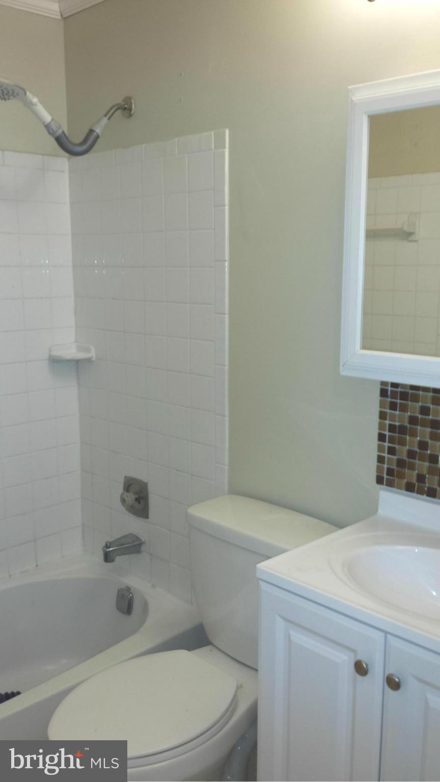 SUNNY VIEW - Residential Lease