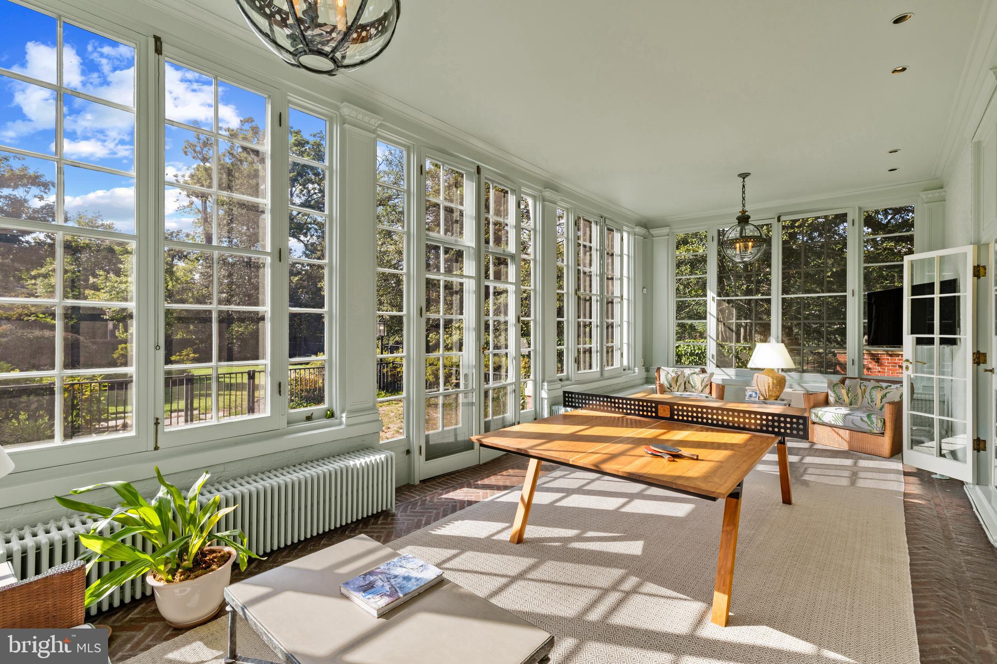 GUILFORD - Residential