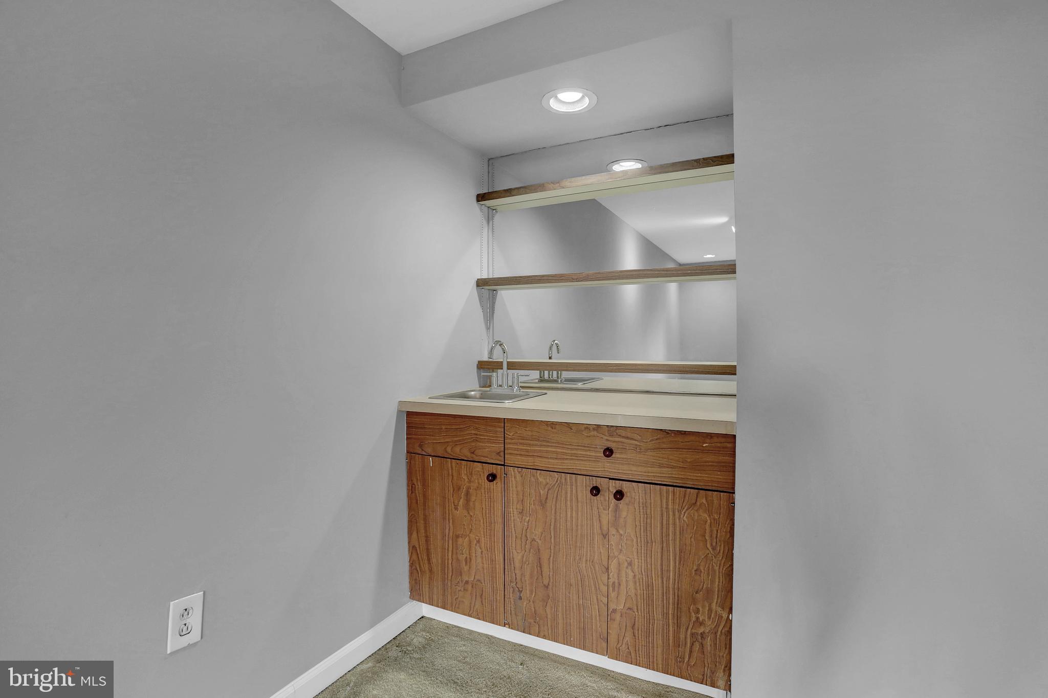 WATERFORD PLACE - Residential