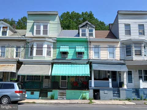 Townhouse For Sale - 1115 E Centre Street<br/> MAHANOY CITY, PA 17948