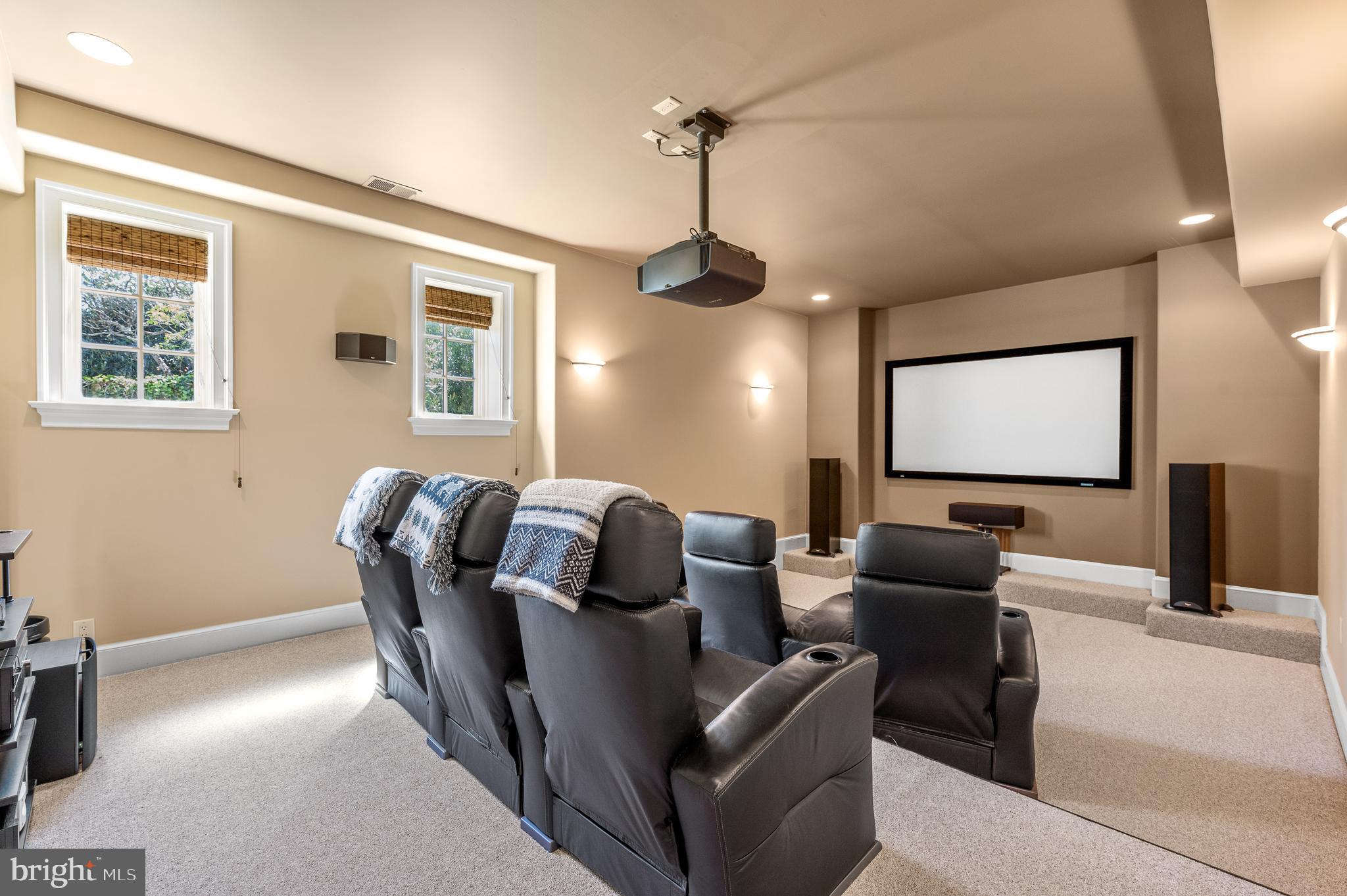 MERION GOLF MANOR - Residential