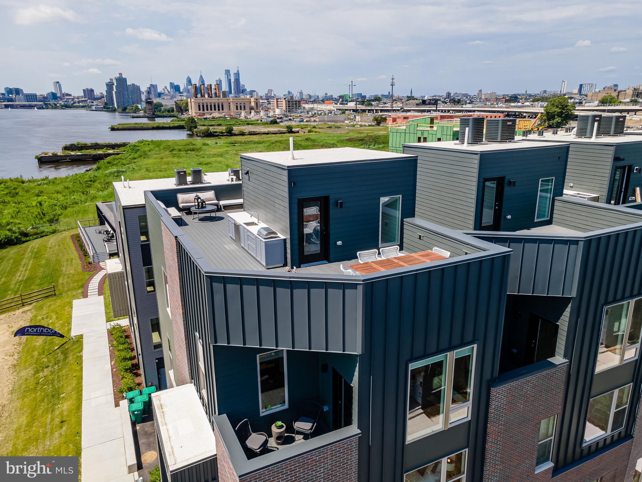 NORTHBANK - Residential