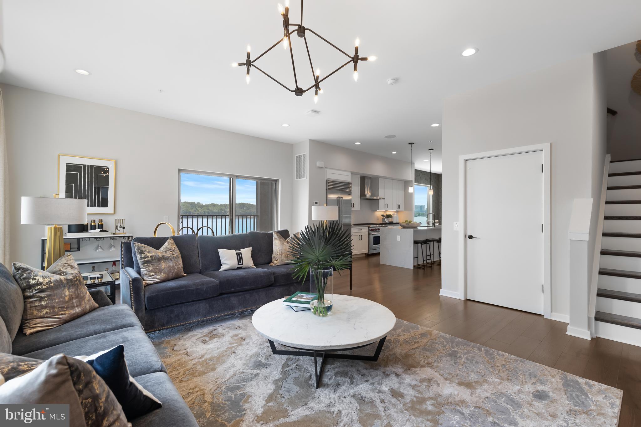 NORTHBANK - Residential