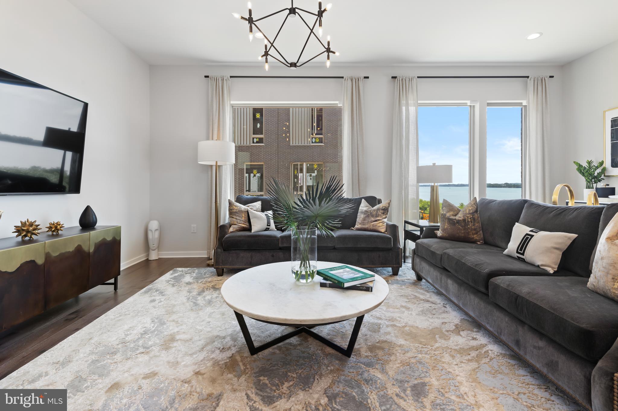 NORTHBANK - Residential