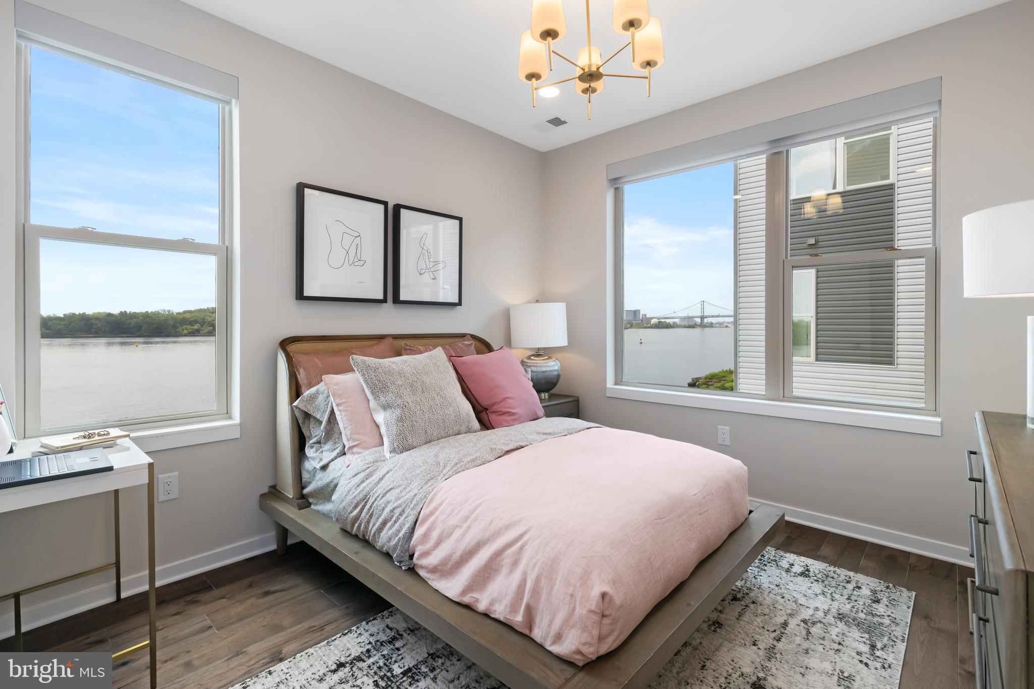 NORTHBANK - Residential