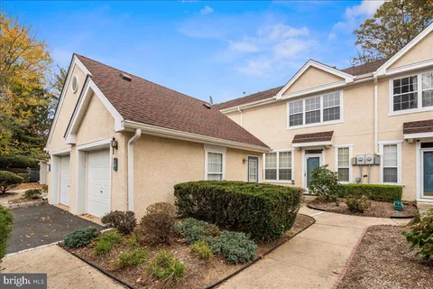 76 Ashford Drive, Plainsboro, NJ MLS: NJMX2010734