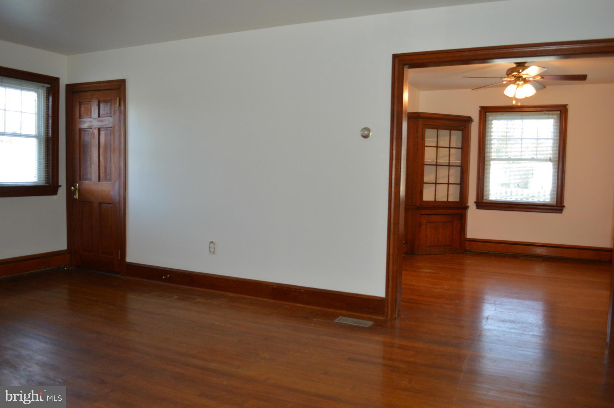 WORTON - Residential Lease