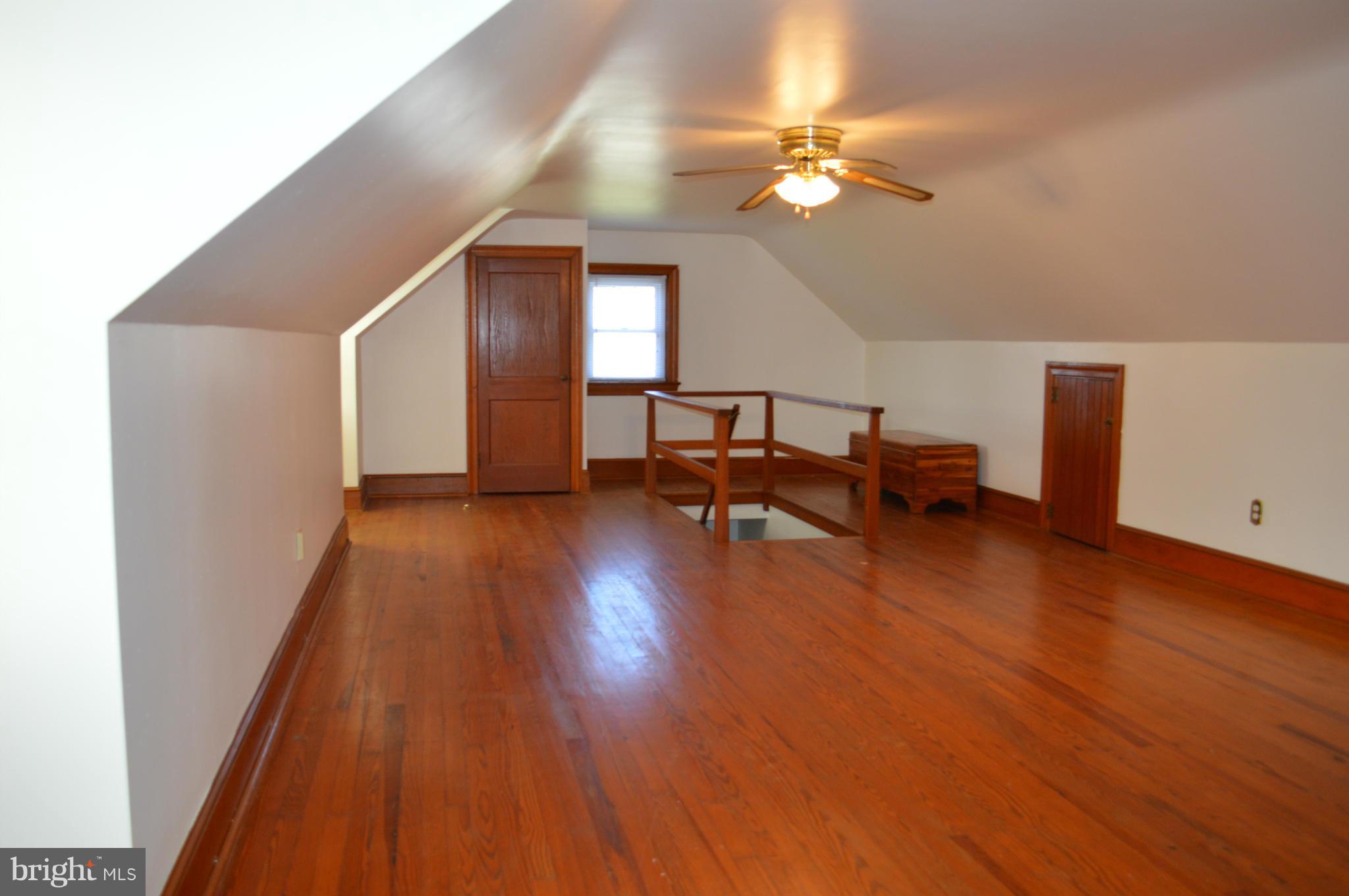 WORTON - Residential Lease