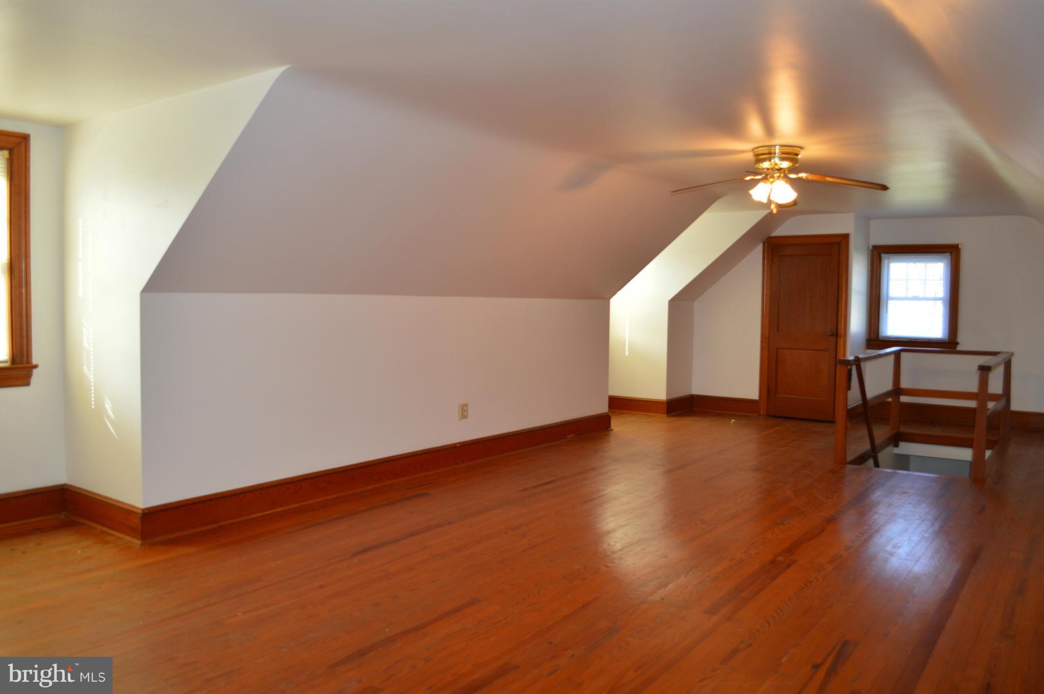 WORTON - Residential Lease