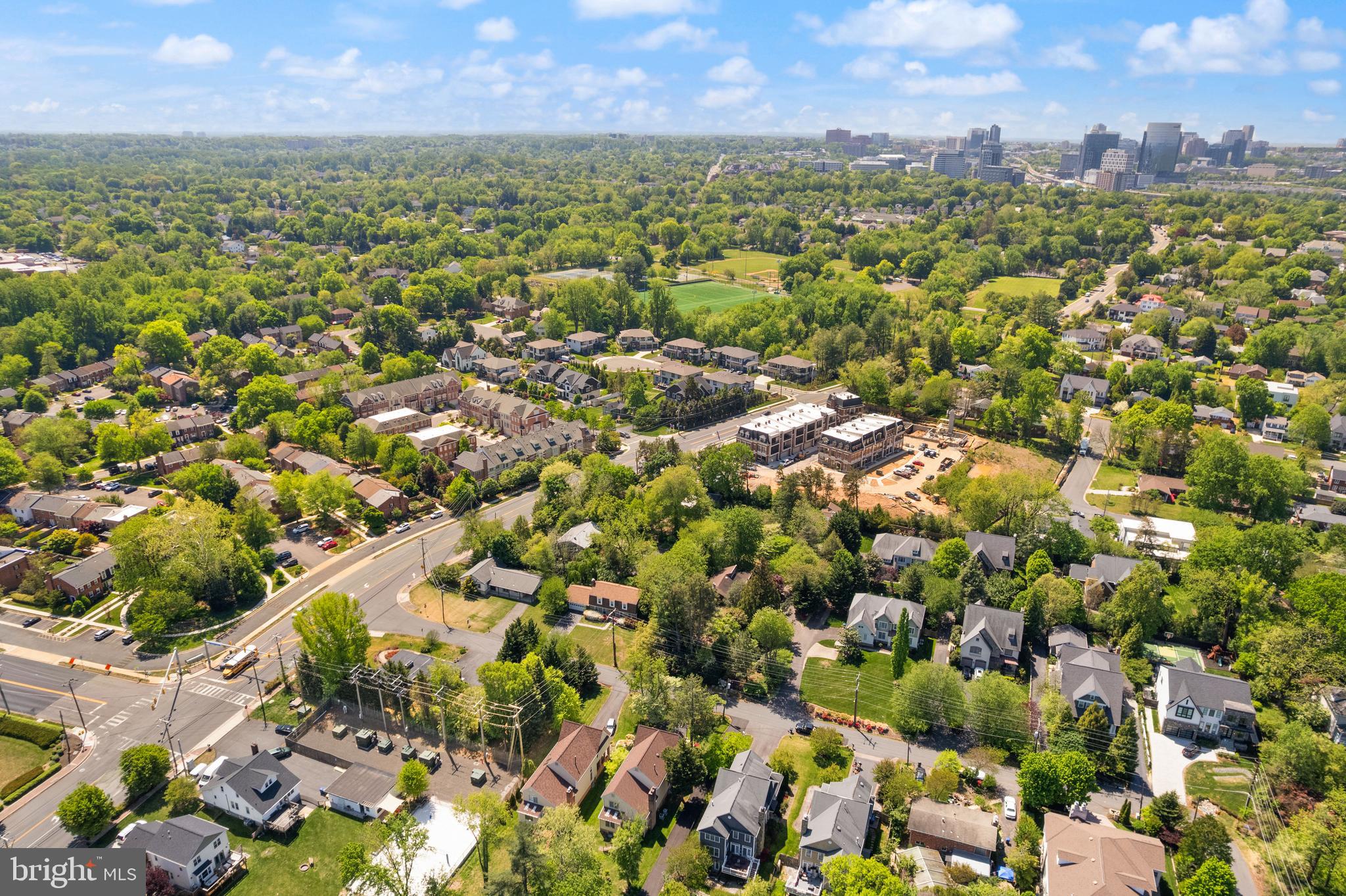 WEST MC LEAN - Residential