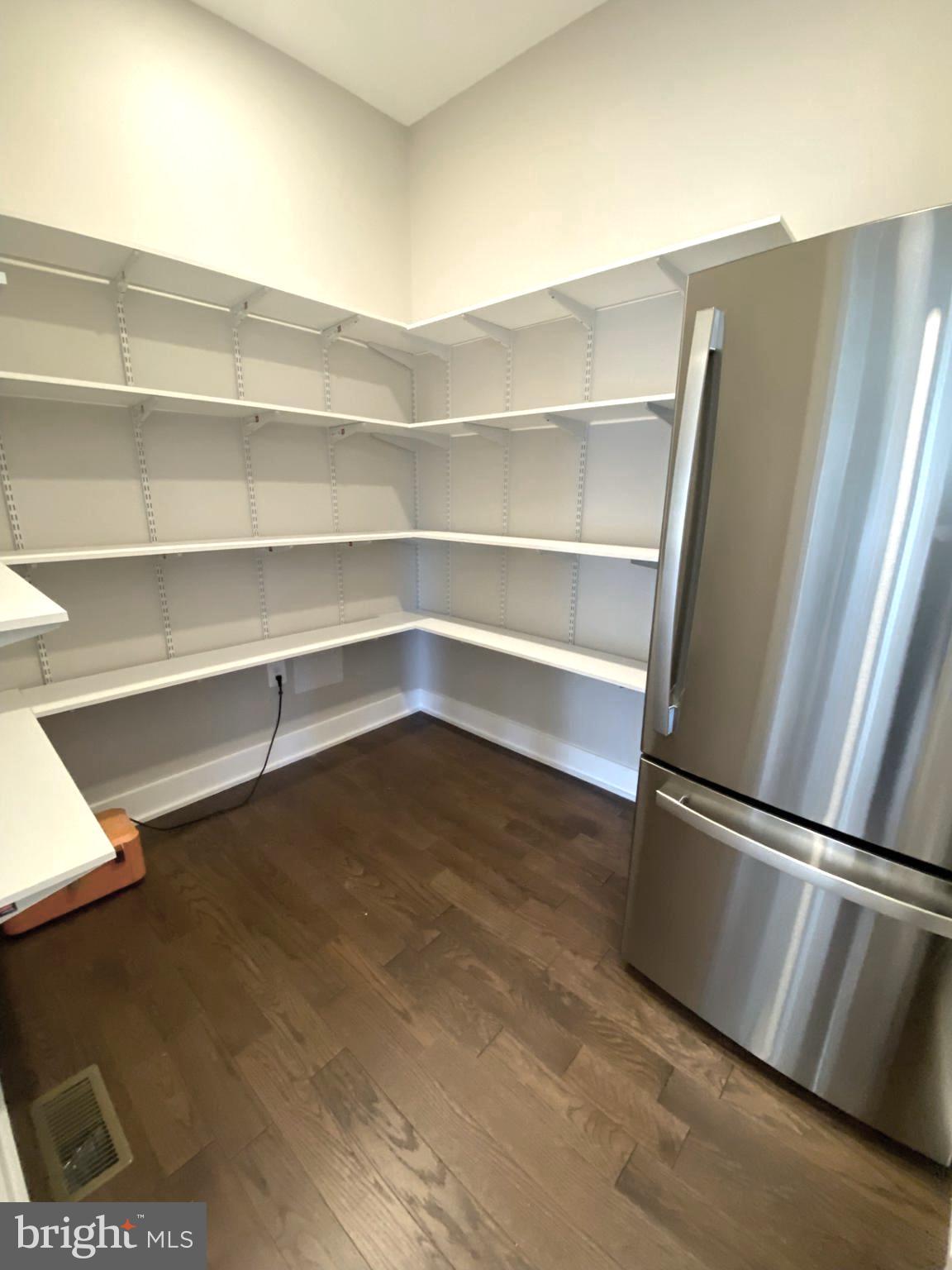 LANDON WOODS - Residential