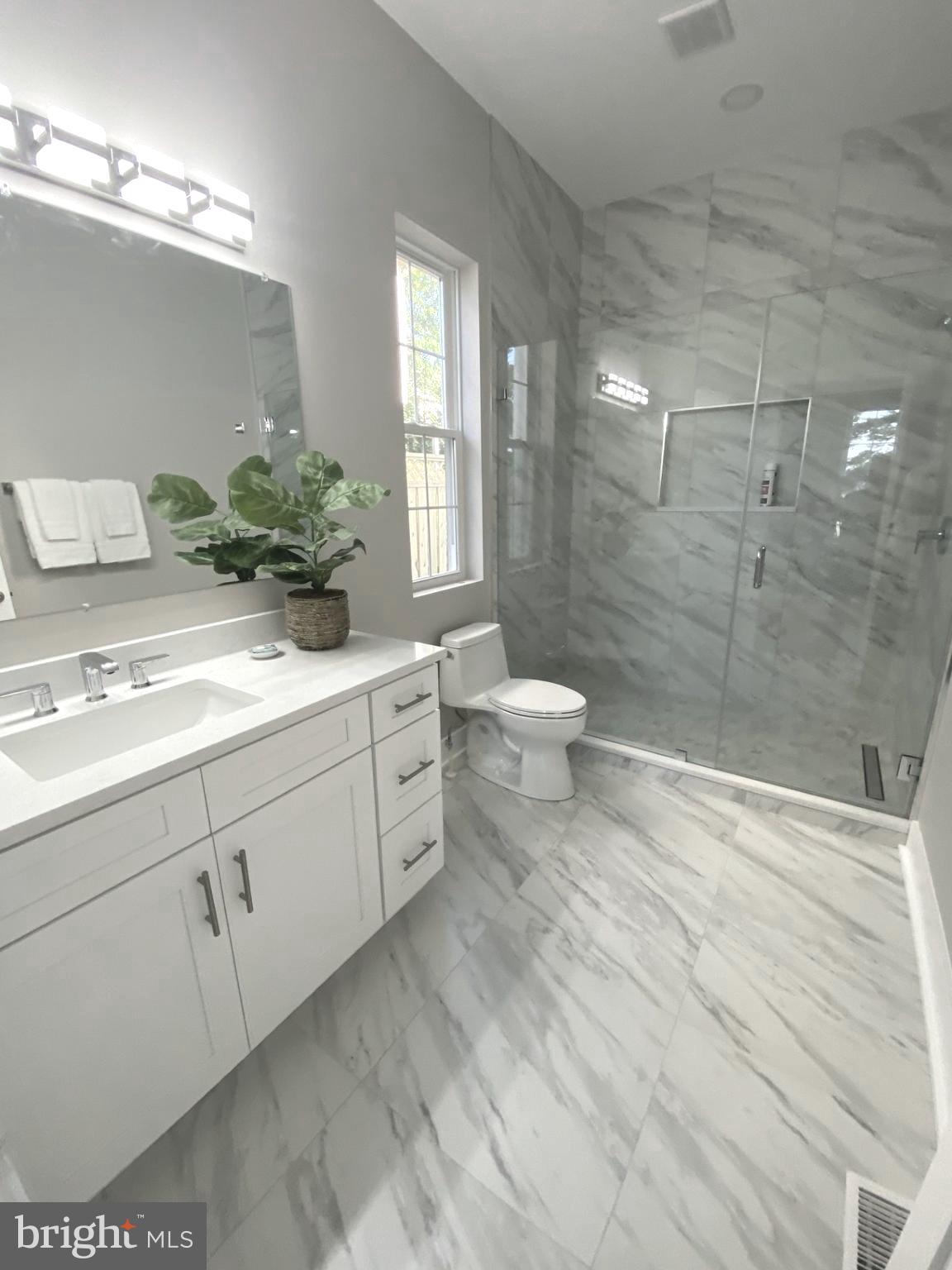 LANDON WOODS - Residential