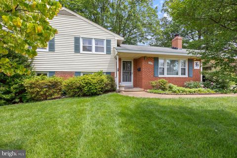 5304 MOULTRIE ROAD SPRINGFIELD VA 22151