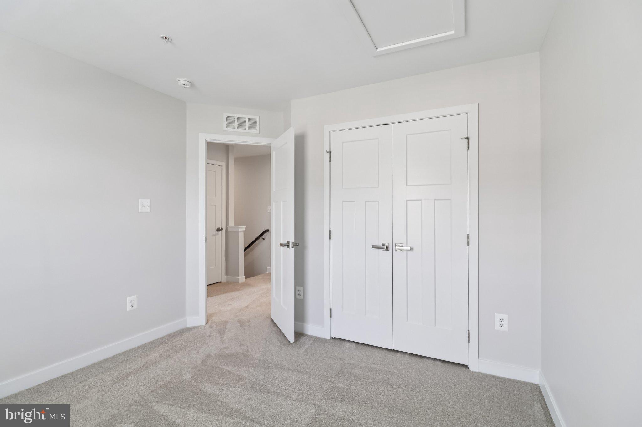 NORBOURNE PARK - Residential