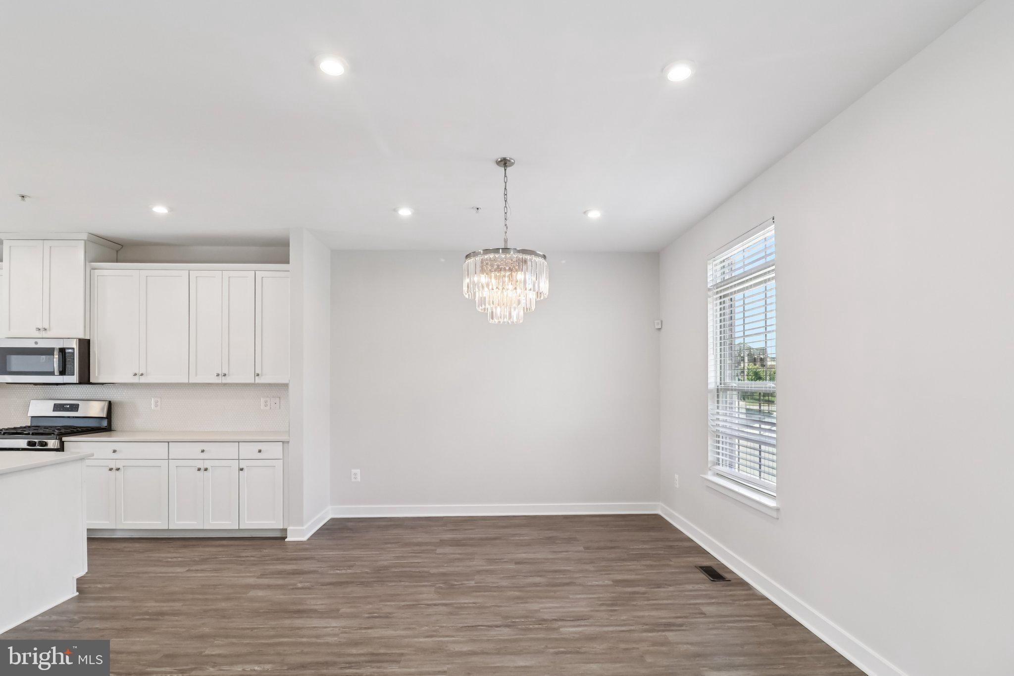 NORBOURNE PARK - Residential