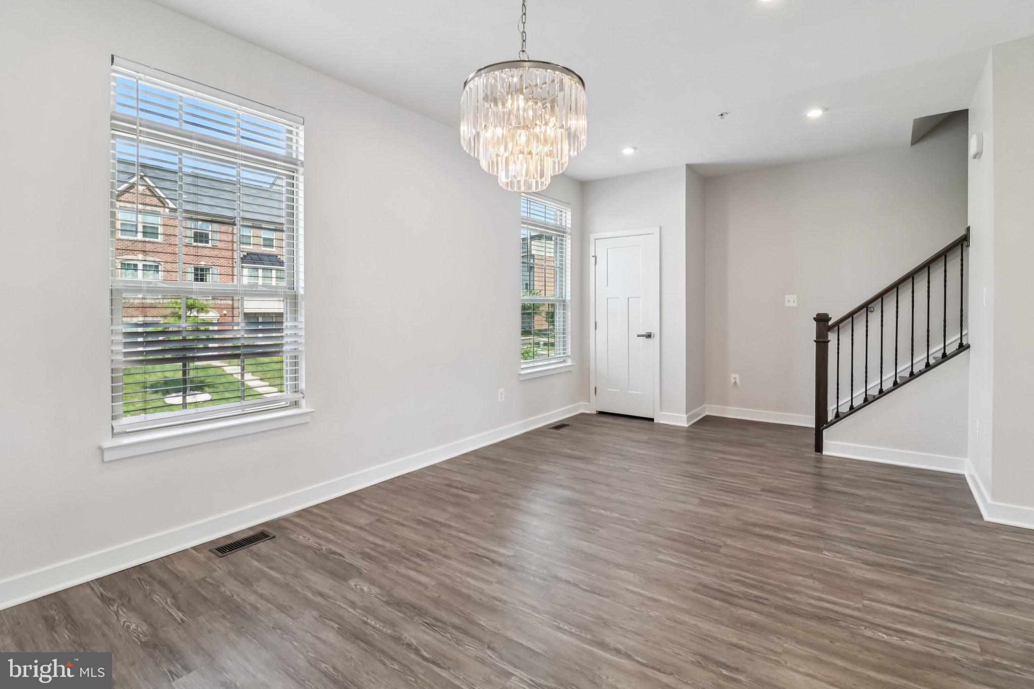 NORBOURNE PARK - Residential