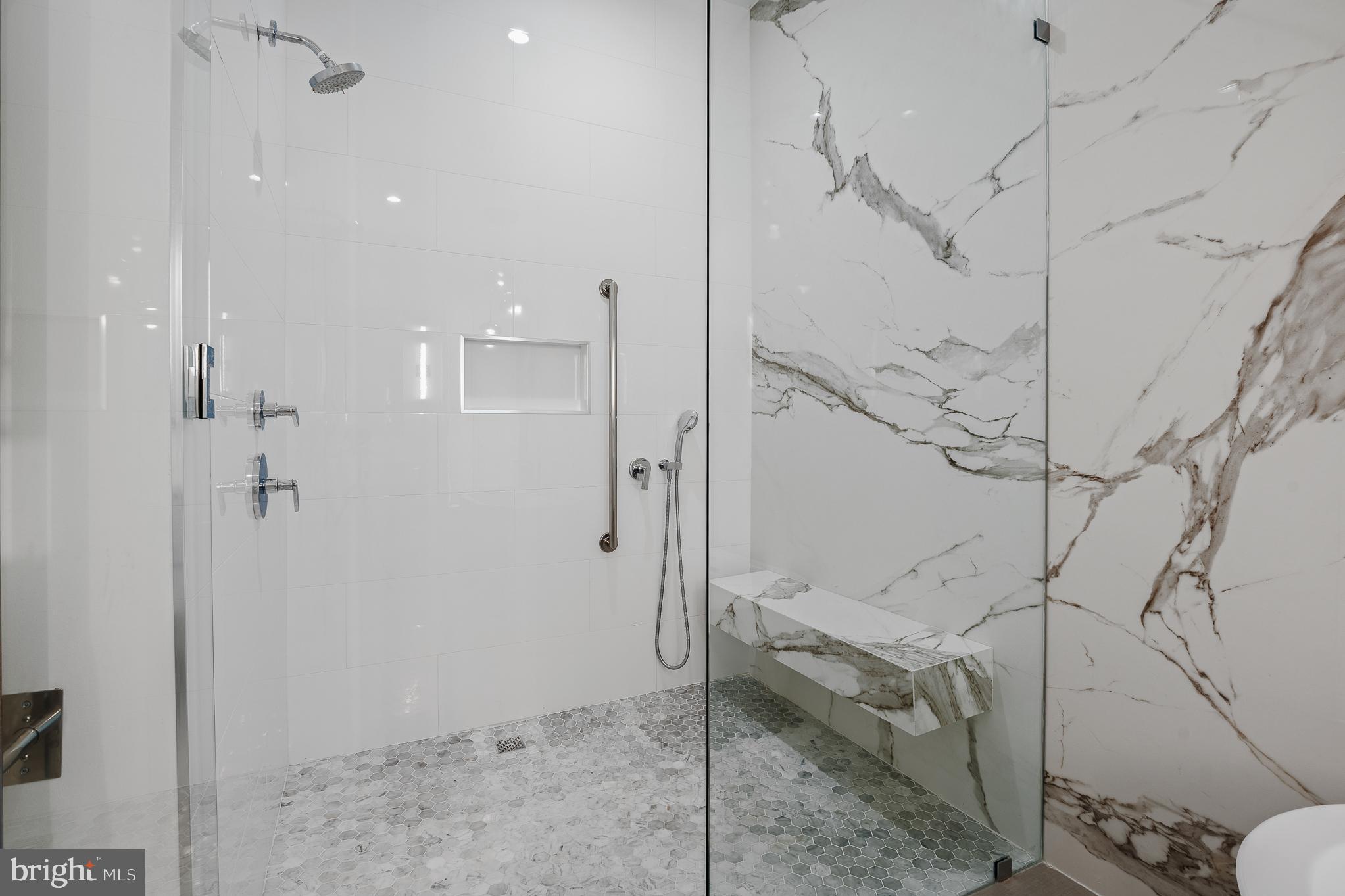 CAMOTOP - Residential