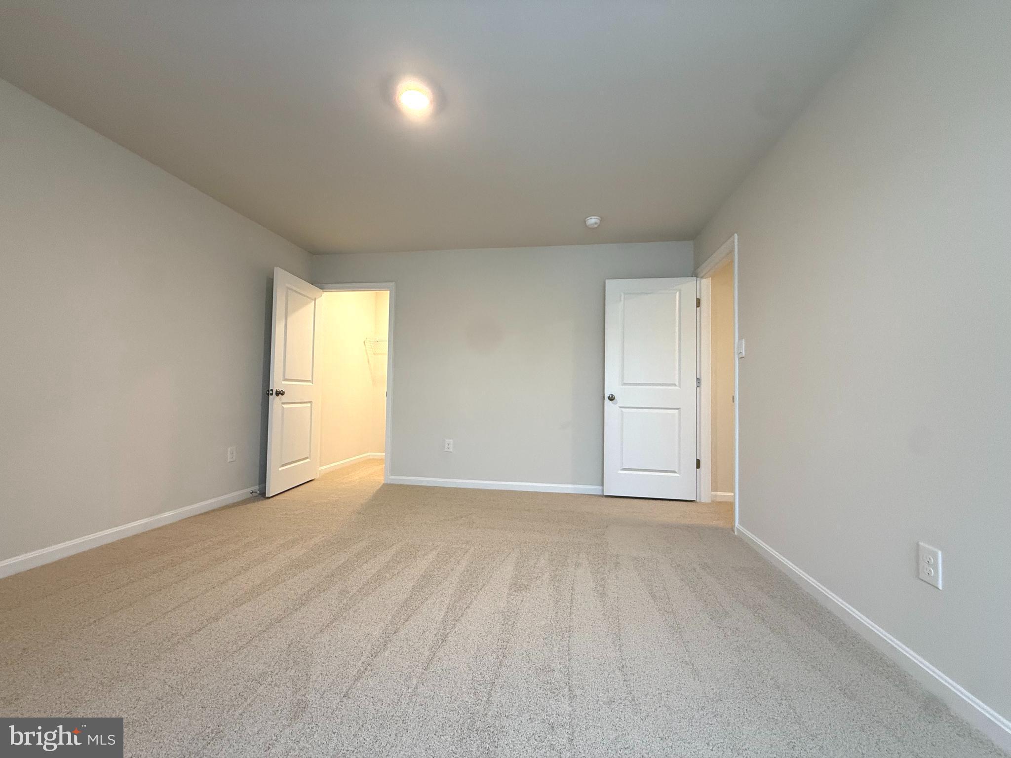 RED HILL - Residential Lease