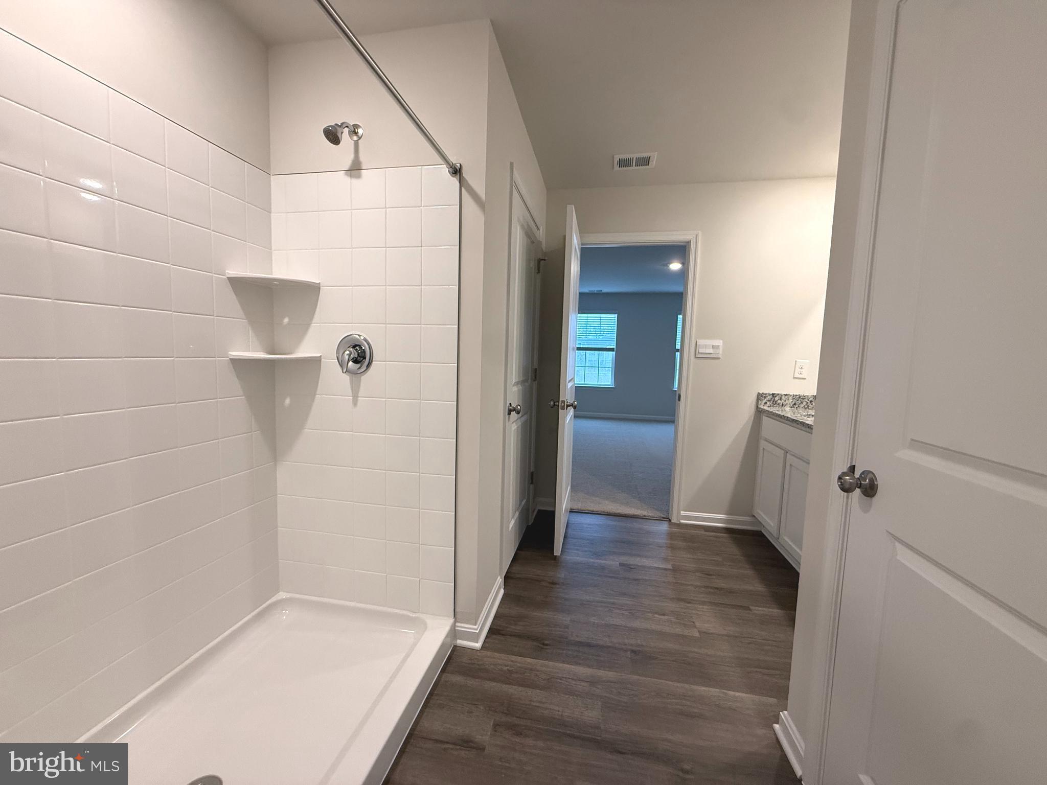 RED HILL - Residential Lease