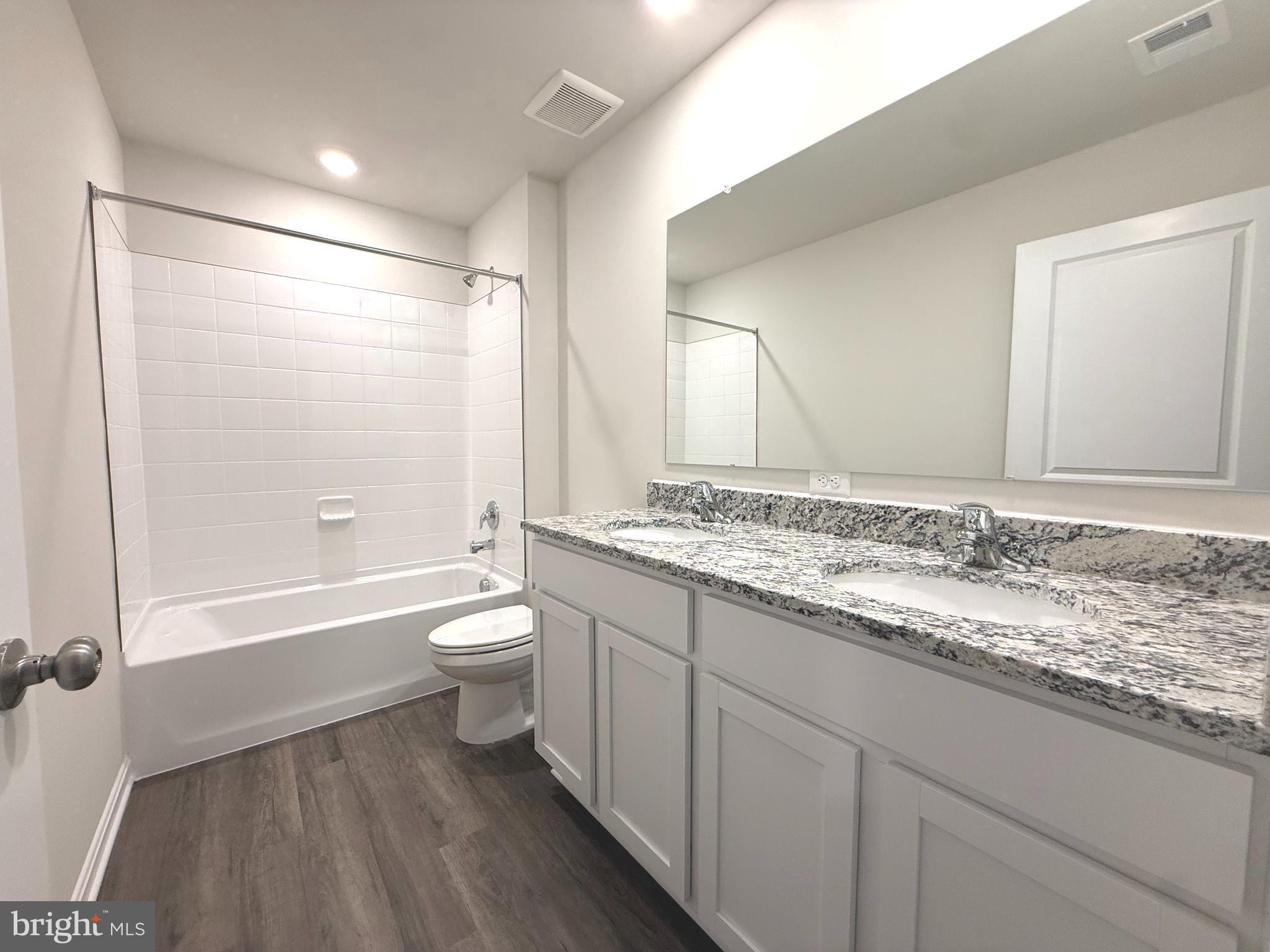 RED HILL - Residential Lease