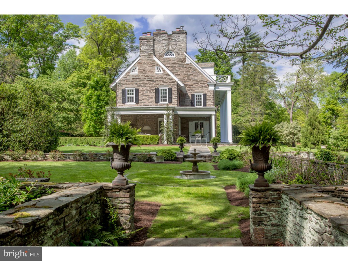 LAFAYETTE HILL - Residential