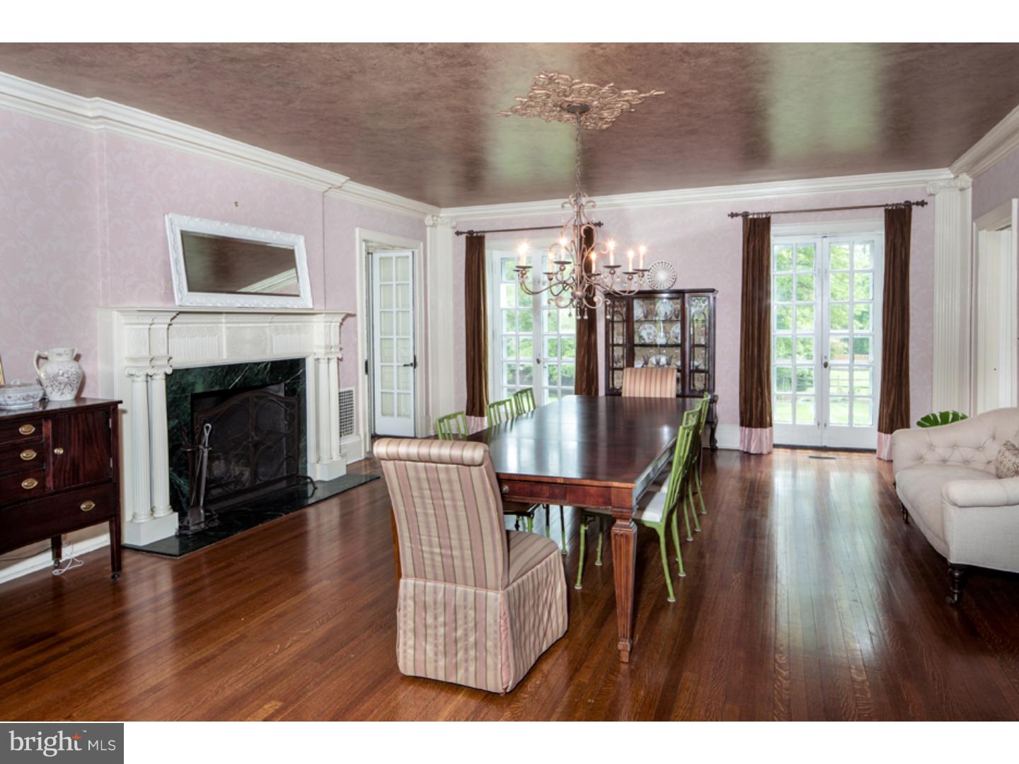 LAFAYETTE HILL - Residential