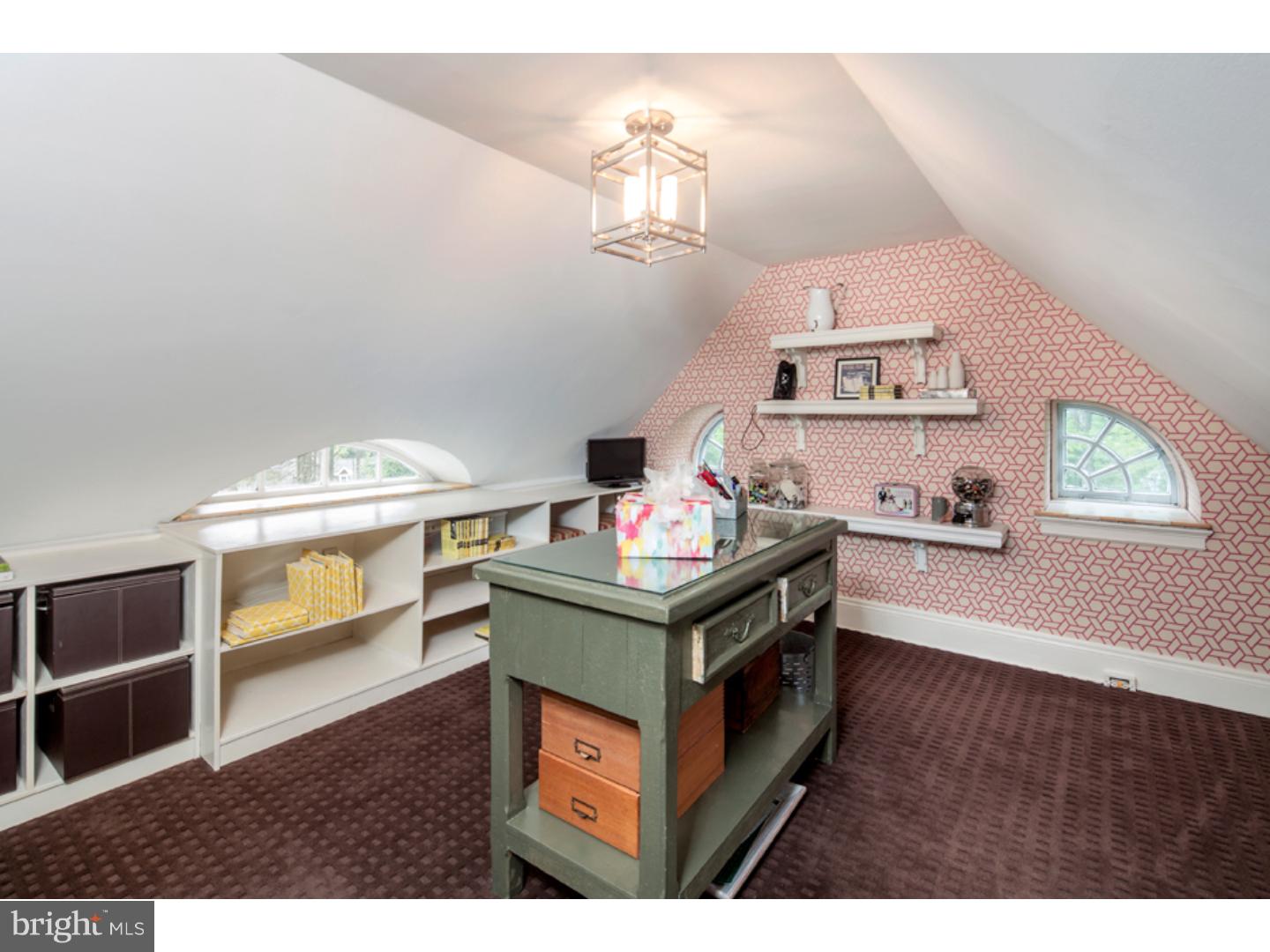 LAFAYETTE HILL - Residential