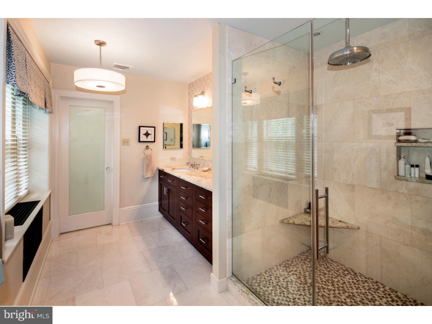 LAFAYETTE HILL - Residential